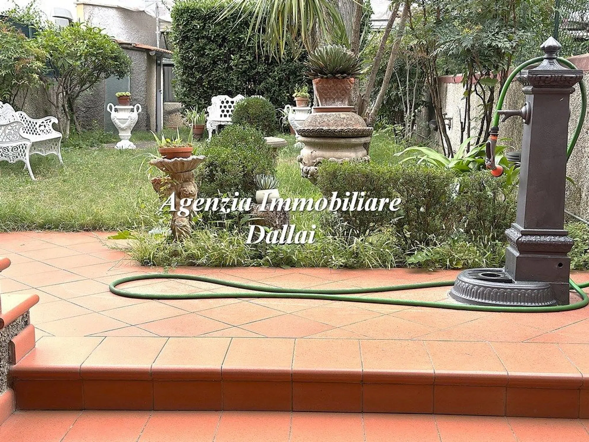 Casa indipendente in piazza Giacomo Puccini s.n.c. - Photo 2