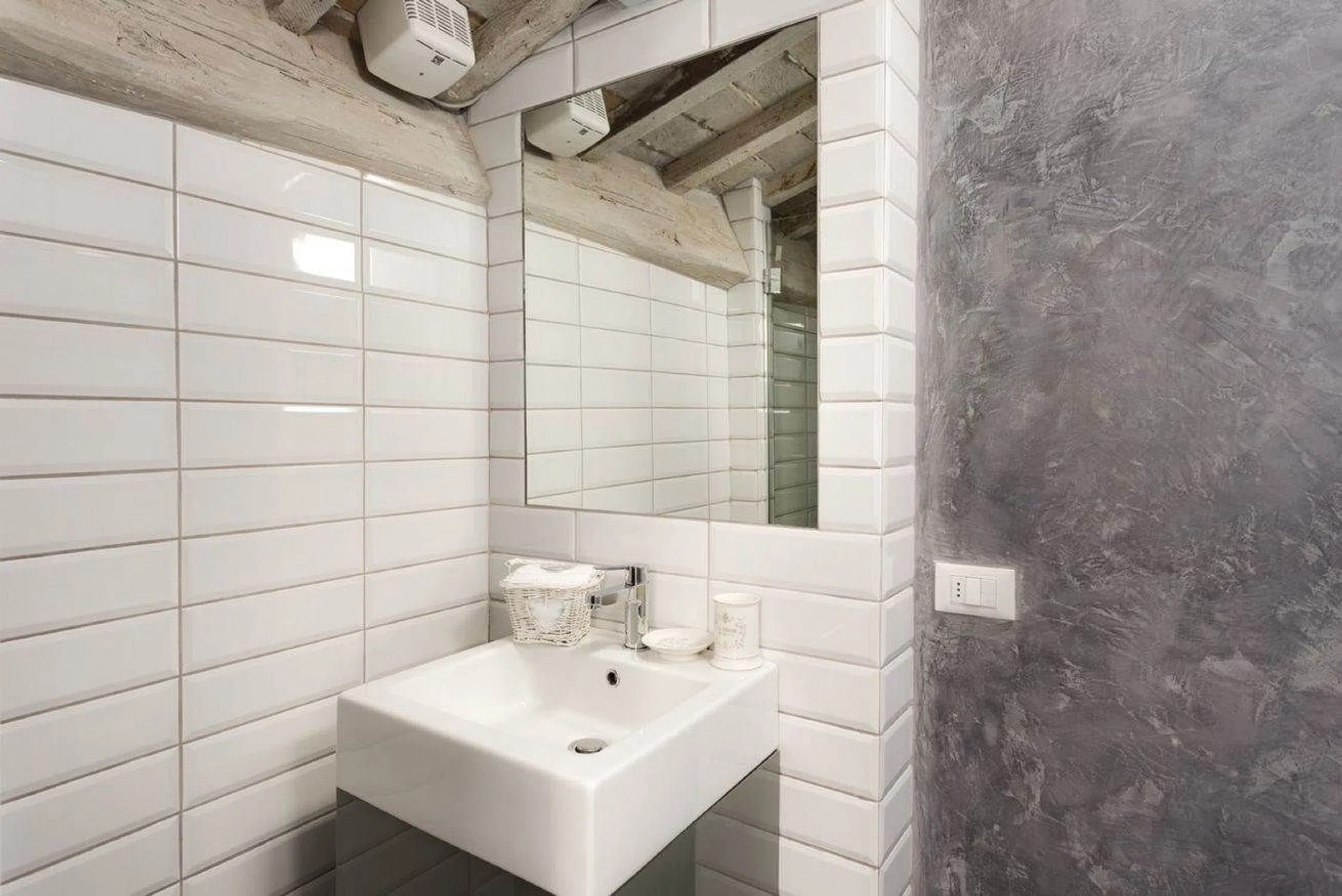 Trilocale in Quartiere Oltrarno - San Frediano - Santo Spirito - Photo 17