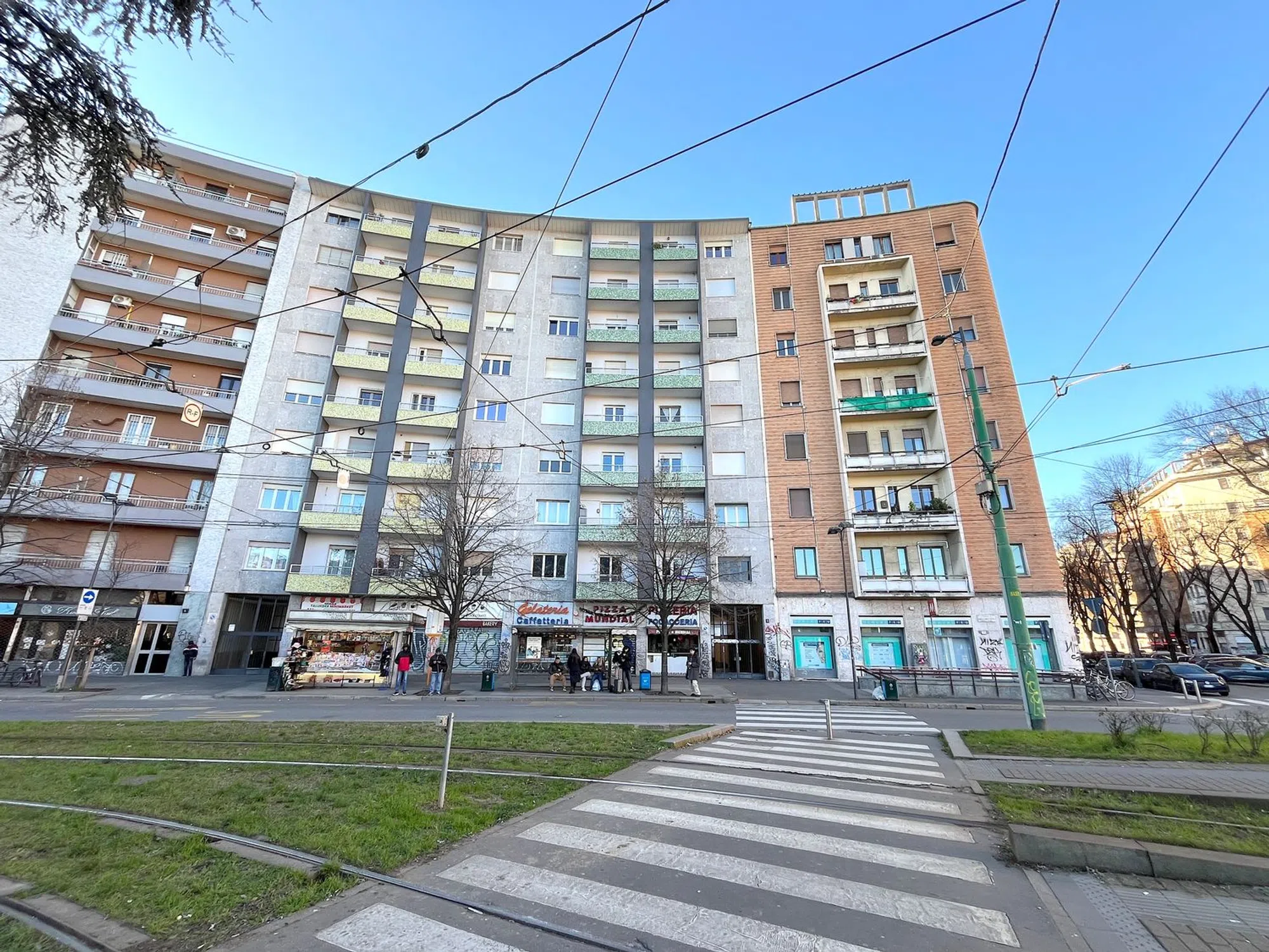 Trilocale in piazza Enrico Bottini, 2 - Photo 2