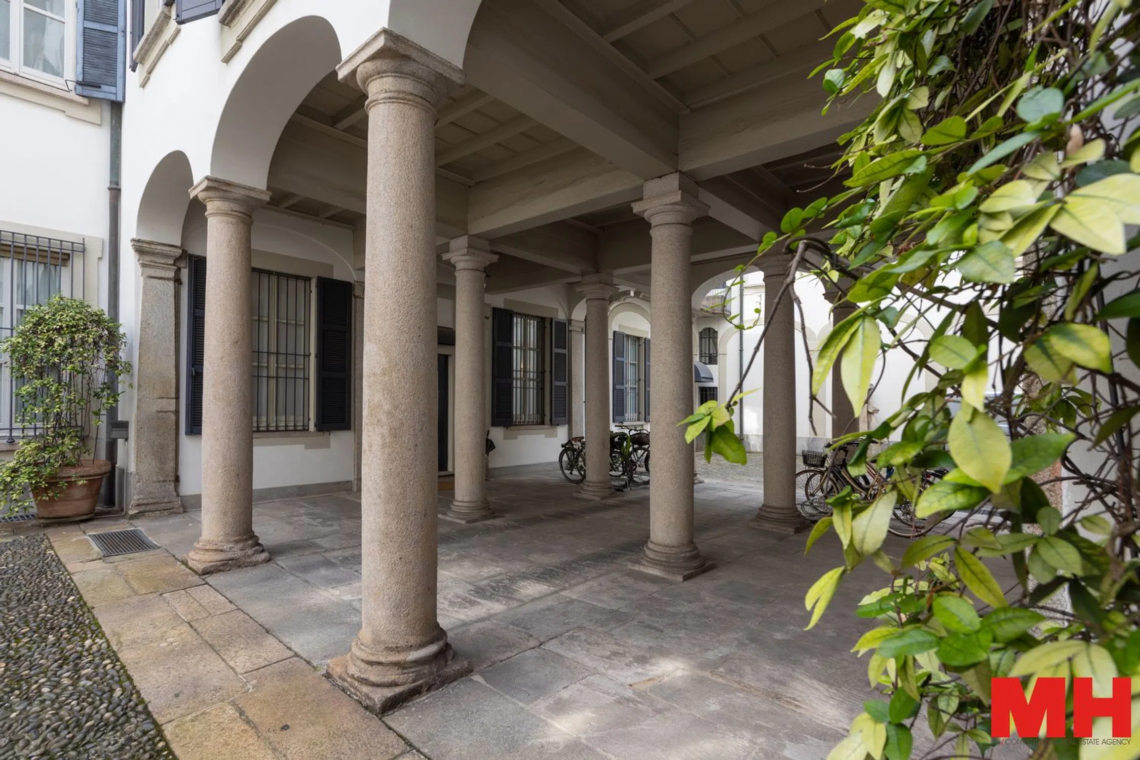 Appartamento su due piani in via Santa Marta, 25 - Photo 4