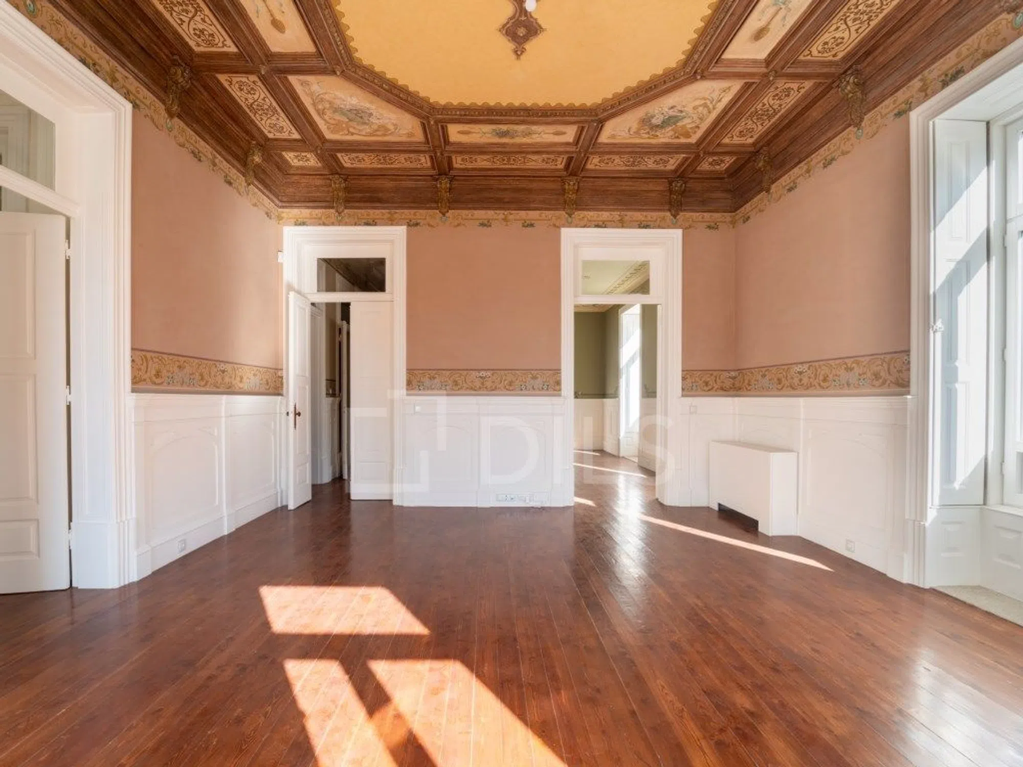 Palácio na rua de Álvares Cabral - Photo 8
