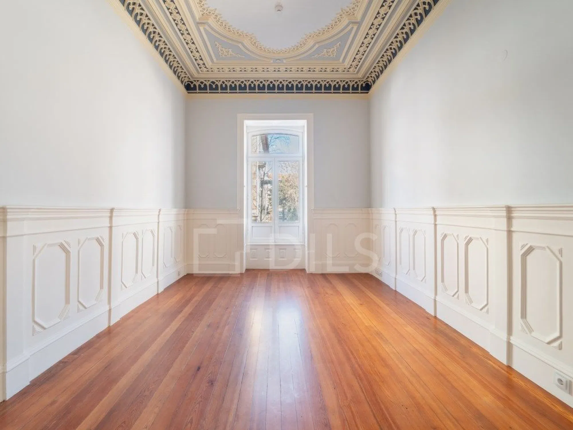Palácio na rua de Álvares Cabral - Photo 10