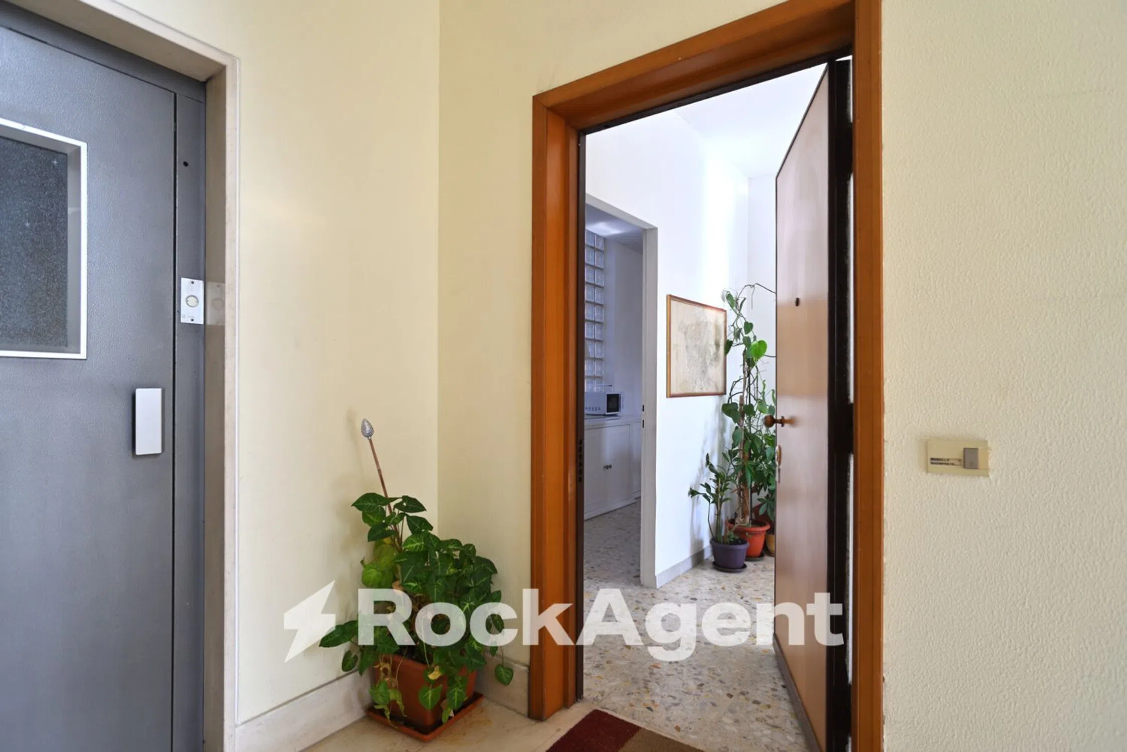 Appartamento in largo Valerio Bacigalupo, 32 - Photo 5