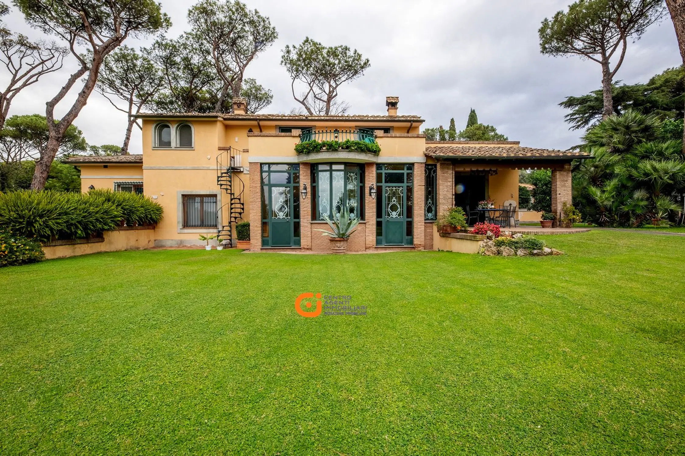 Villa in via Appia Antica, 193 - Photo 2