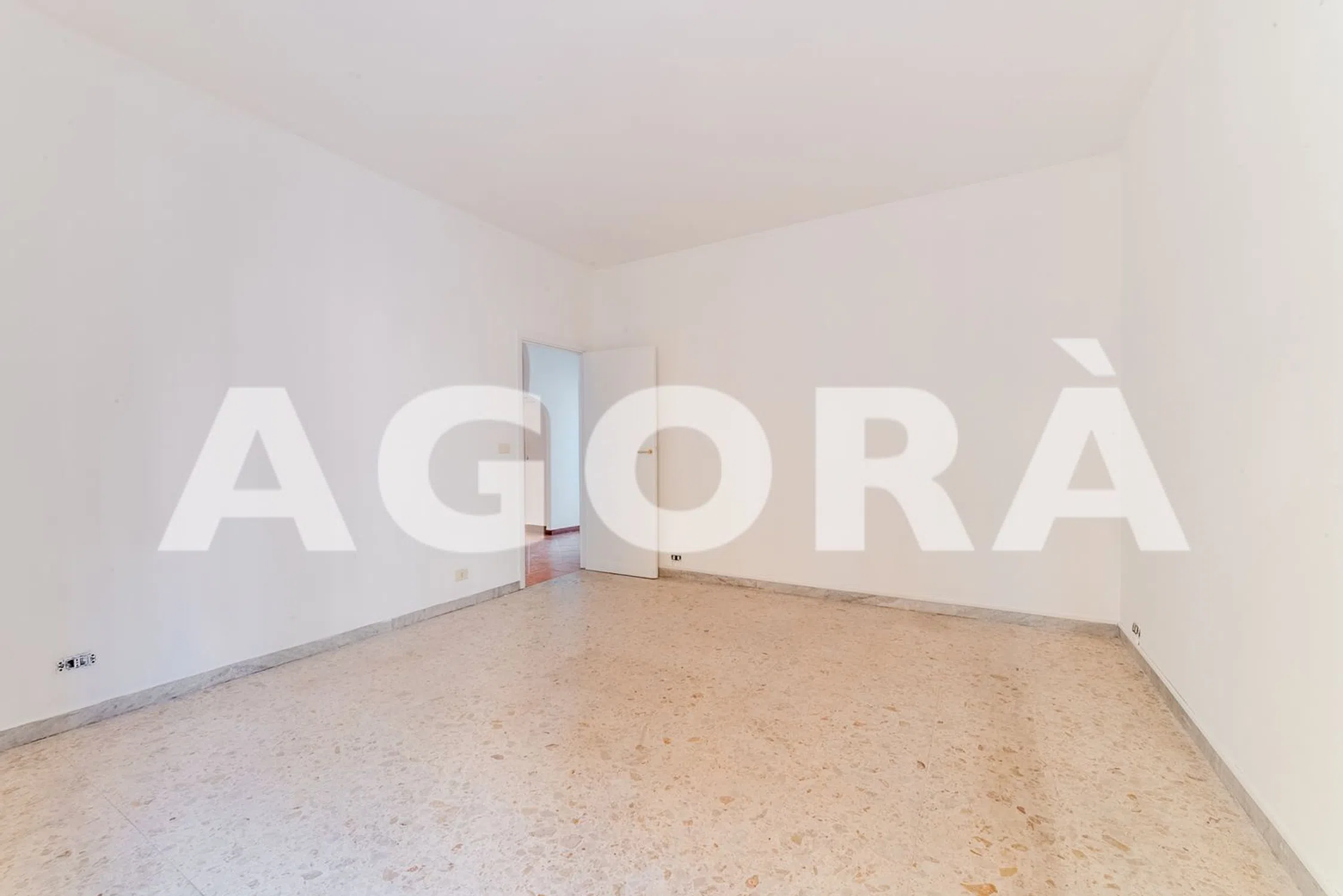 Trilocale in via Badia di Cava s.n.c. - Photo 16