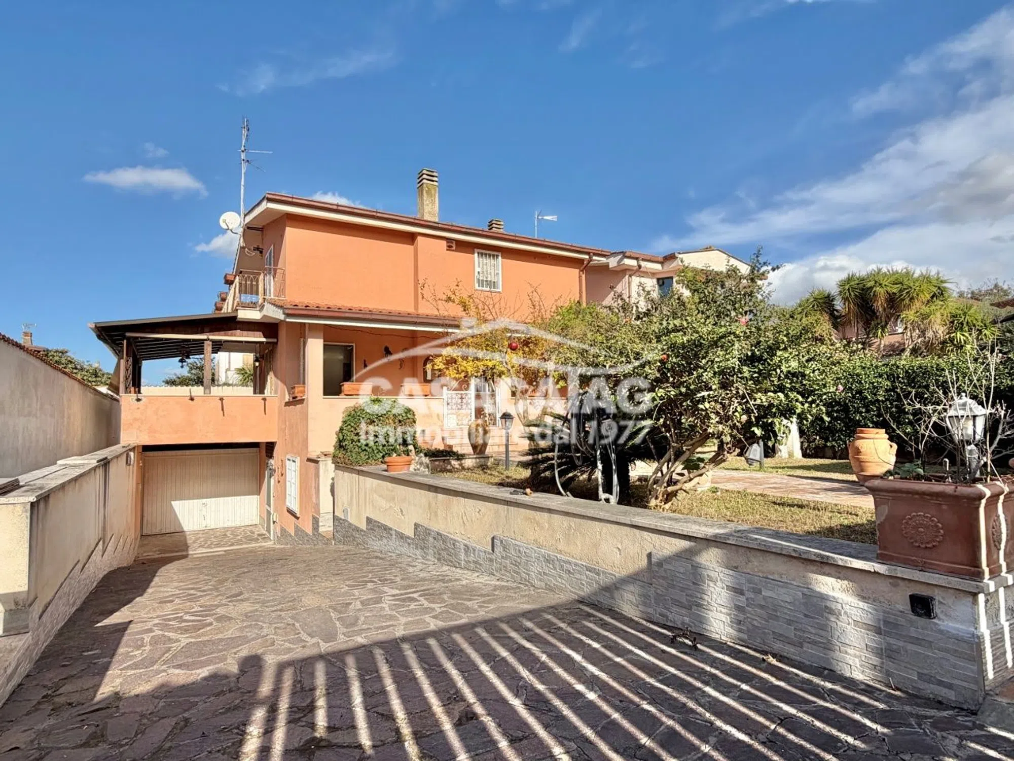 Villa in via Batone s.n.c.