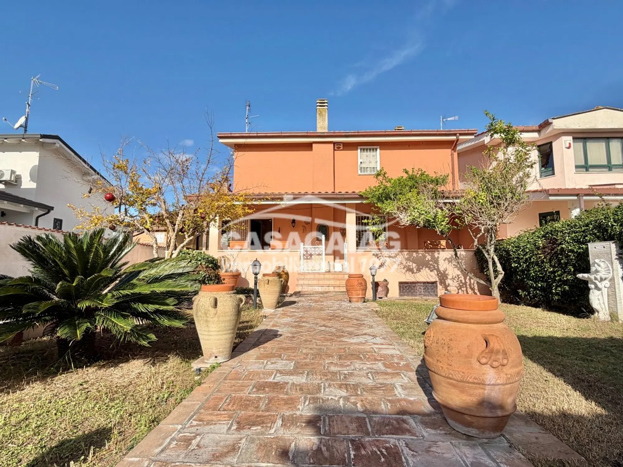 Villa in via Batone s.n.c. - Photo 2
