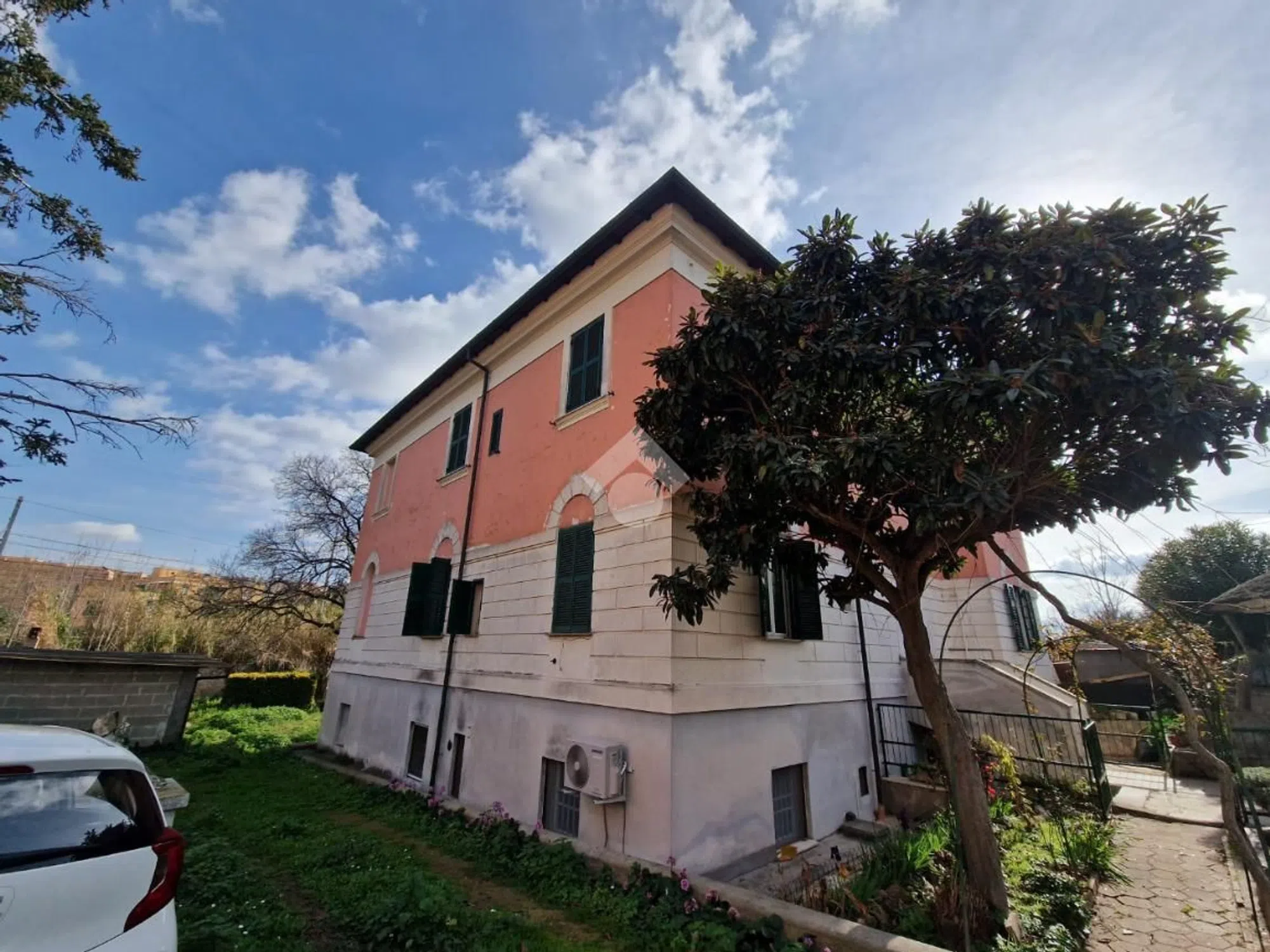 Trilocale in via dell'Acqua Felice, 55 - Photo 2