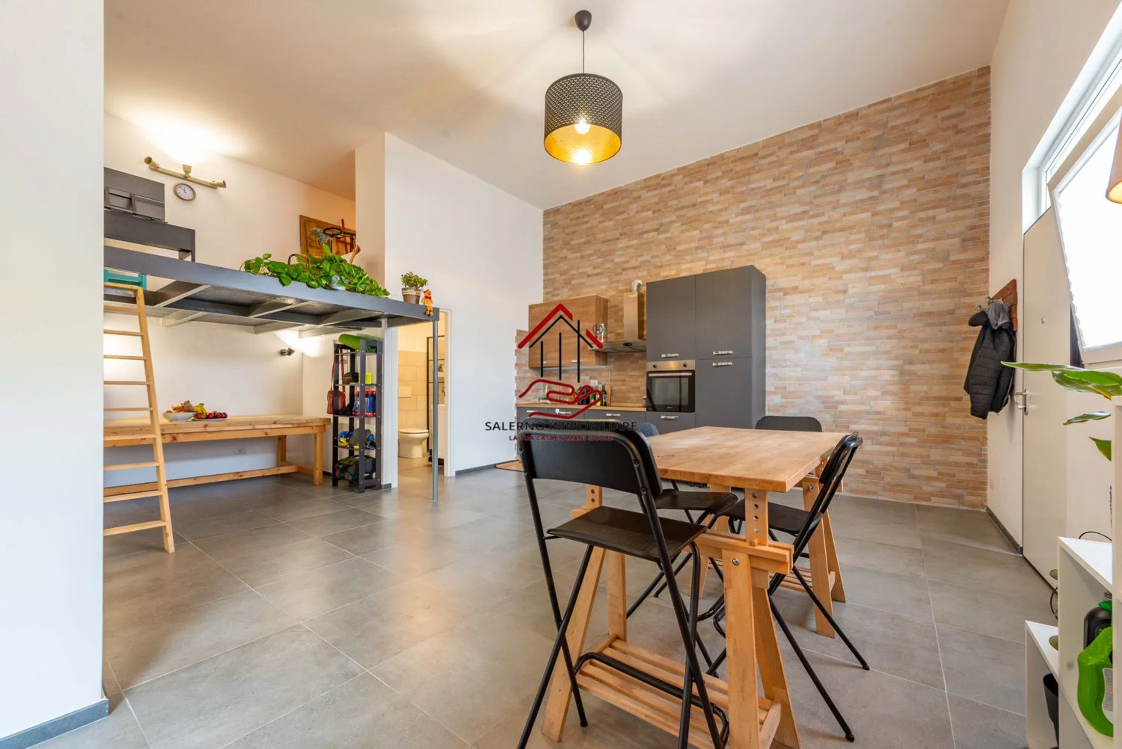 Trilocale in via Francesco Donati s.n.c.