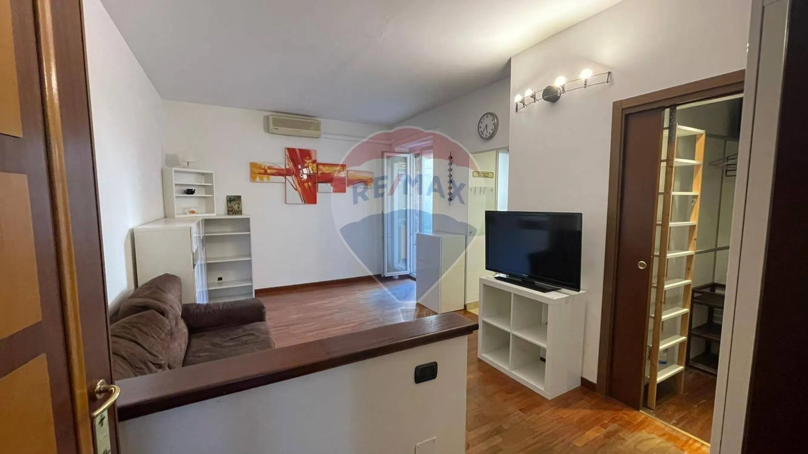 Bilocale in via Nicola Antonio Porpora, 152 - Photo 2