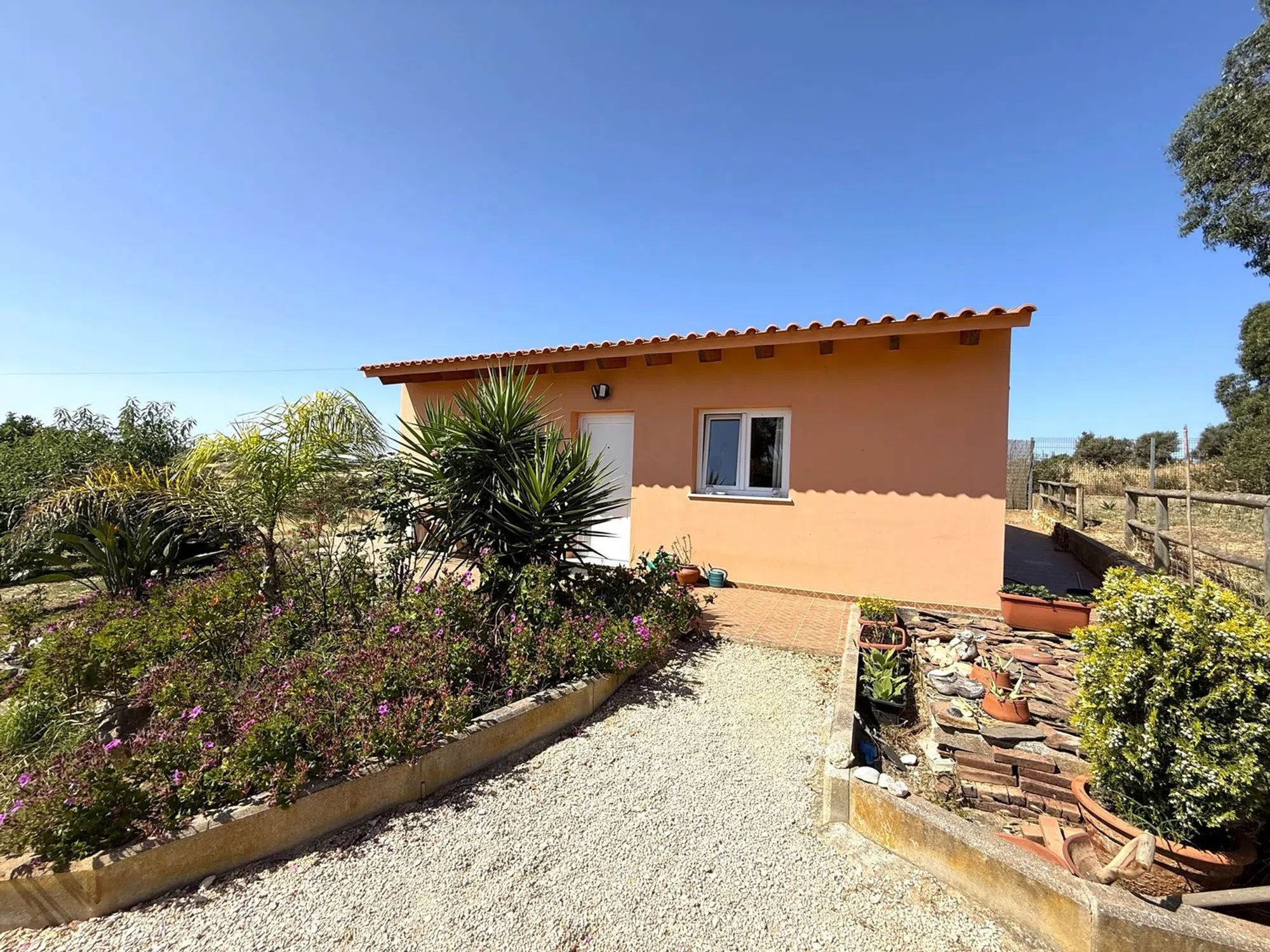 Moradia - Photo 3