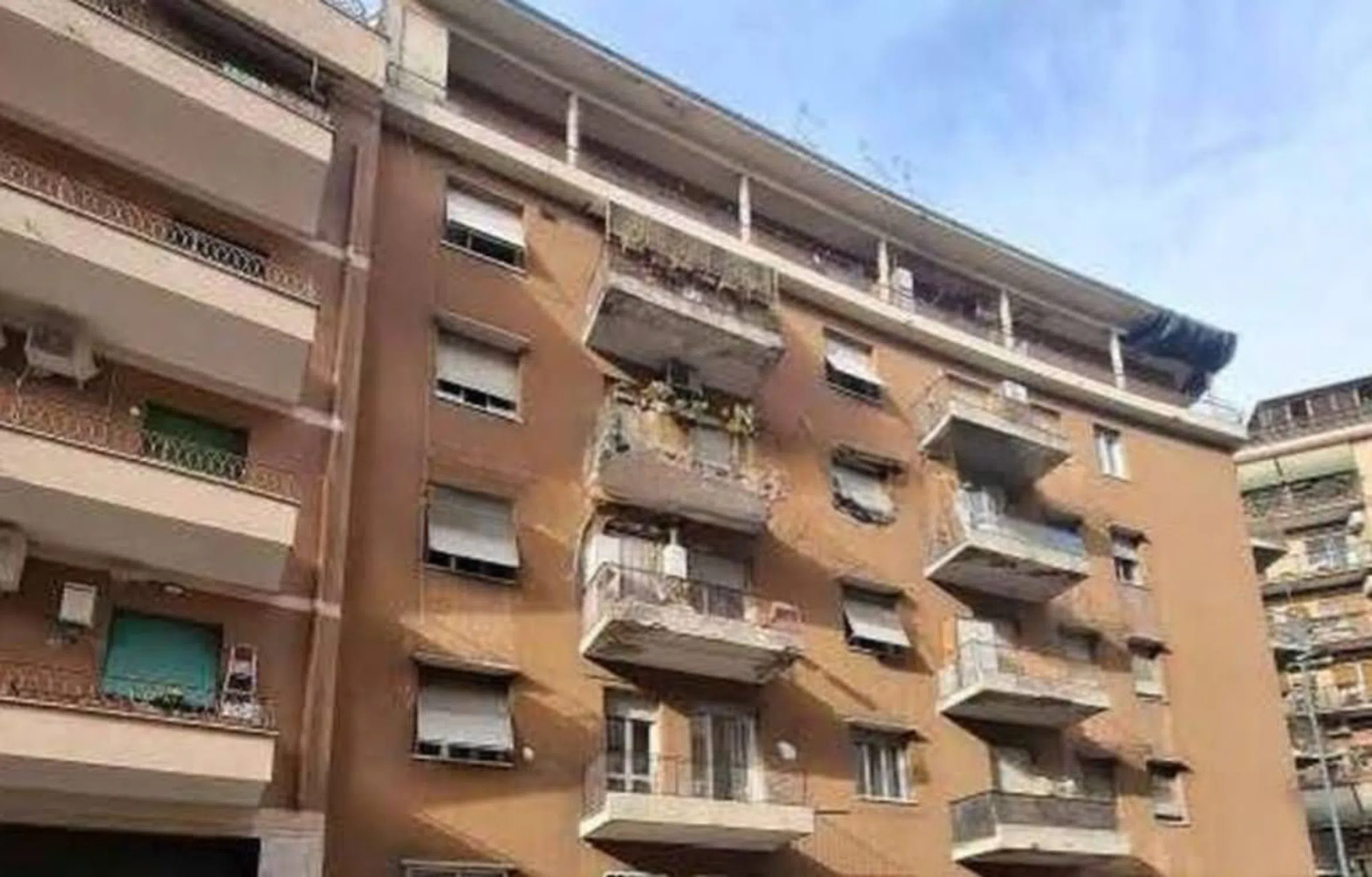 Quadrilocale in via Tancredi Cartella, 4