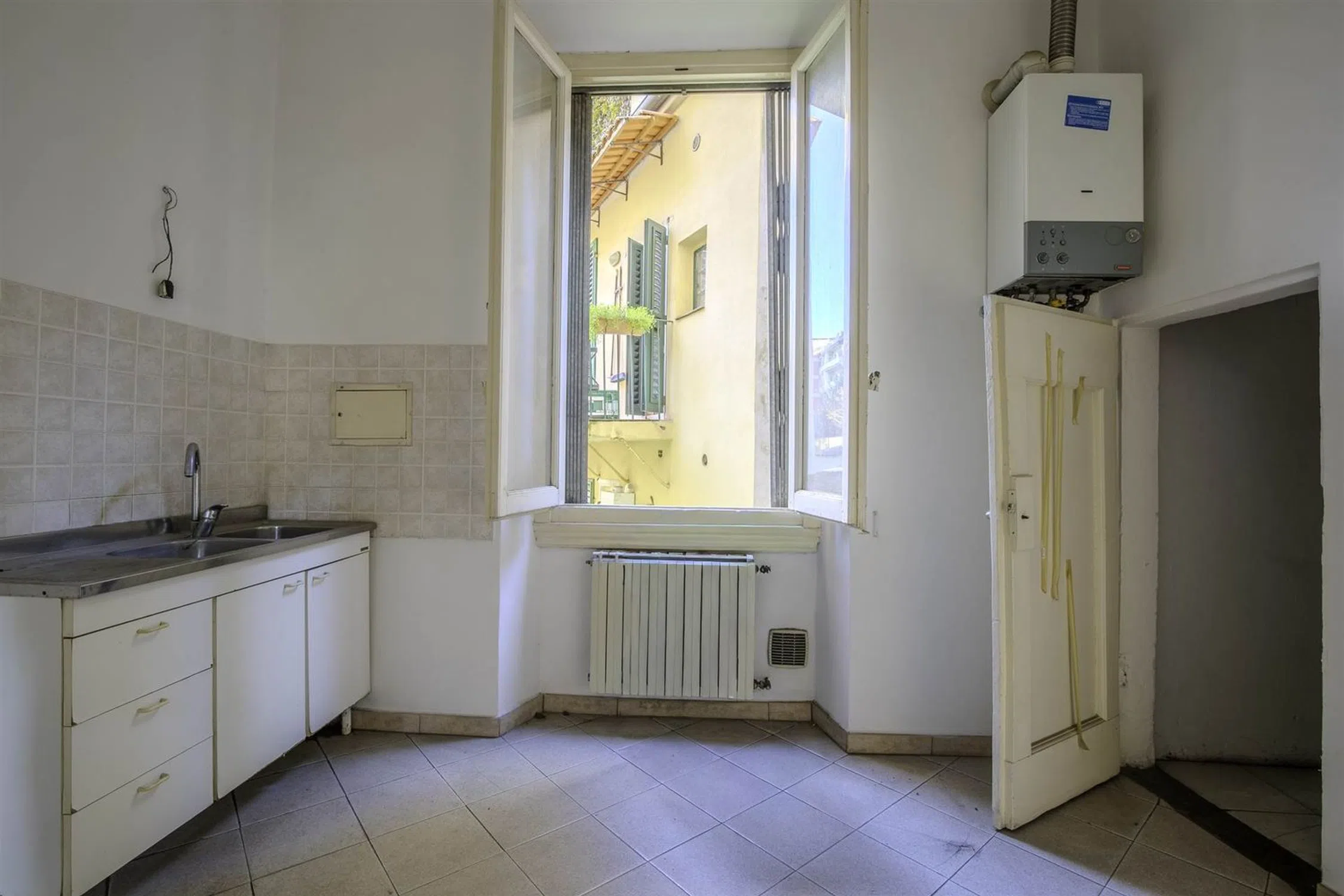 Quadrilocale in Quartiere Beccaria - Piagentina - Photo 11