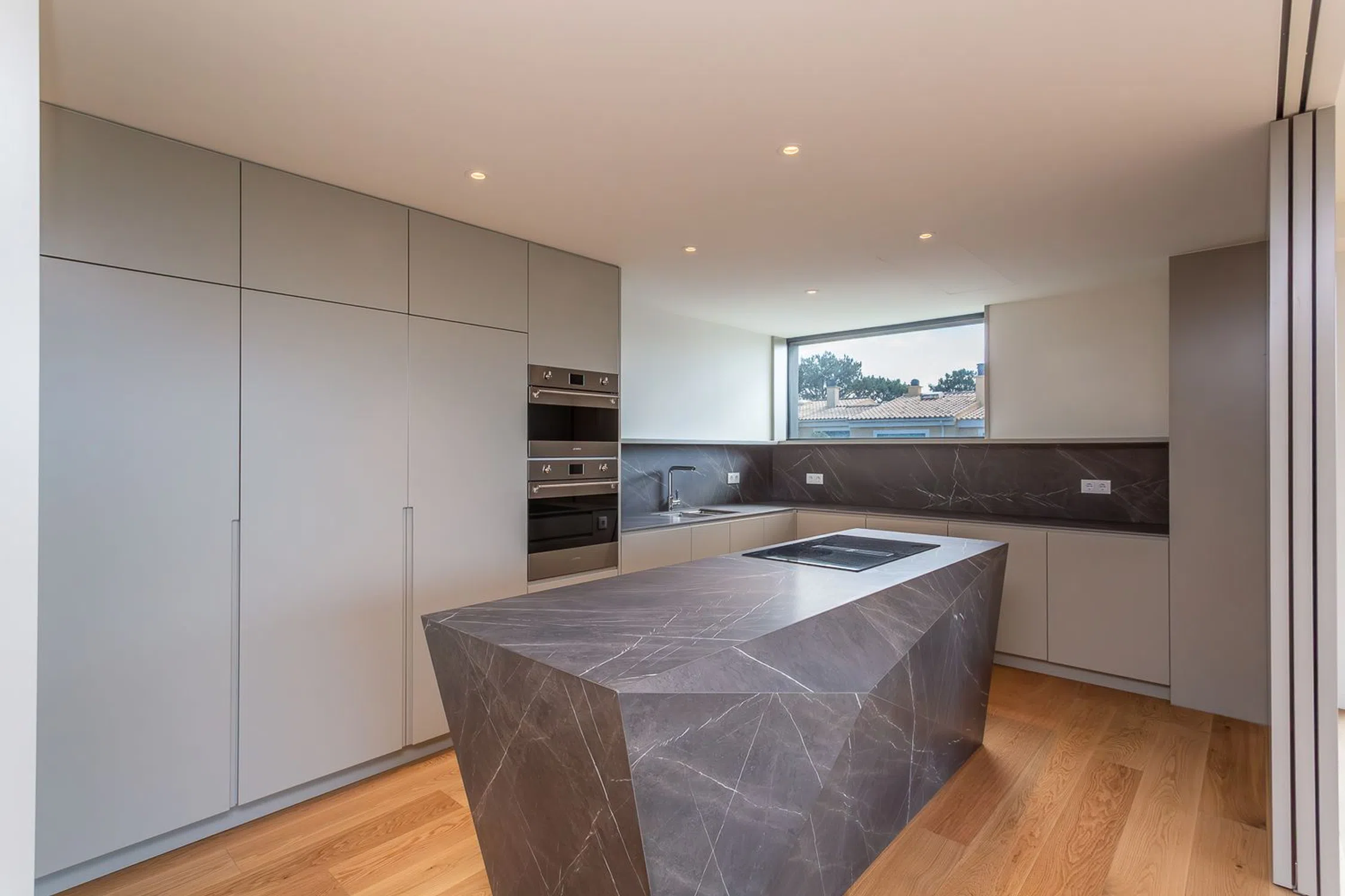 Moradia independente na rua Faias - Photo 12