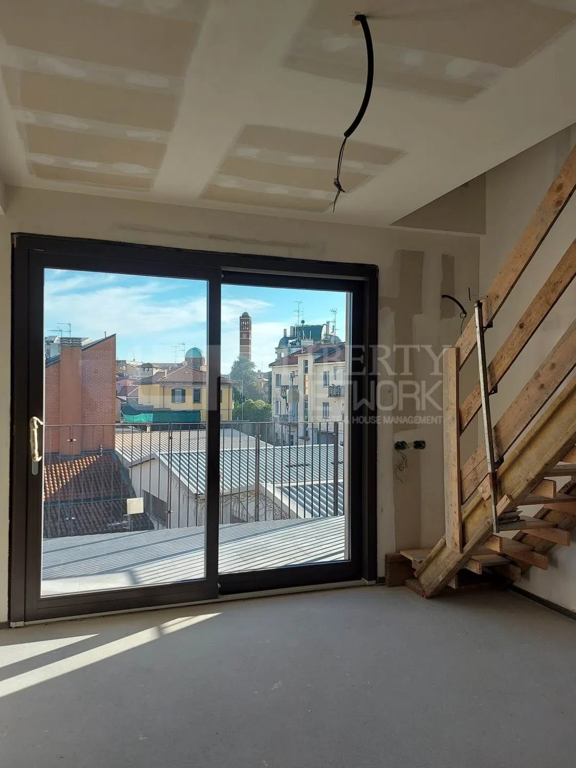 Appartamento su due piani in via Pistoia, 7 - Photo 4