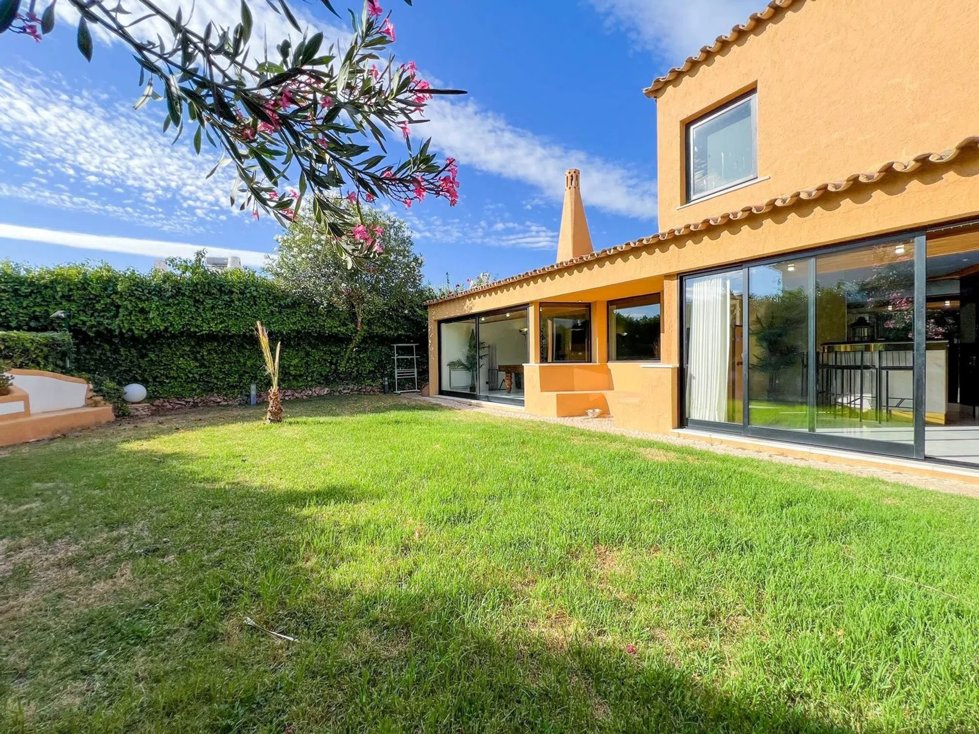 Moradia - Photo 9