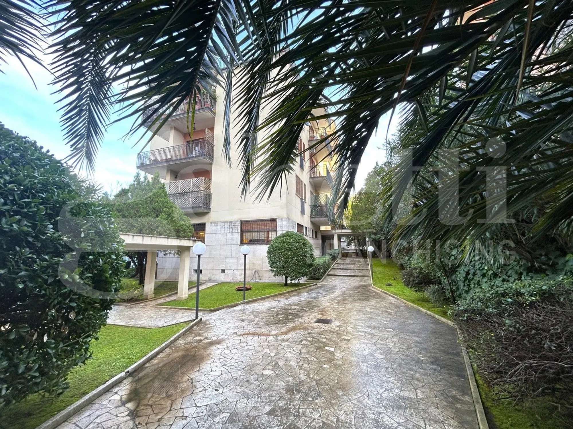 Quadrilocale in via Accademia degli Agiati, 120 - Photo 3