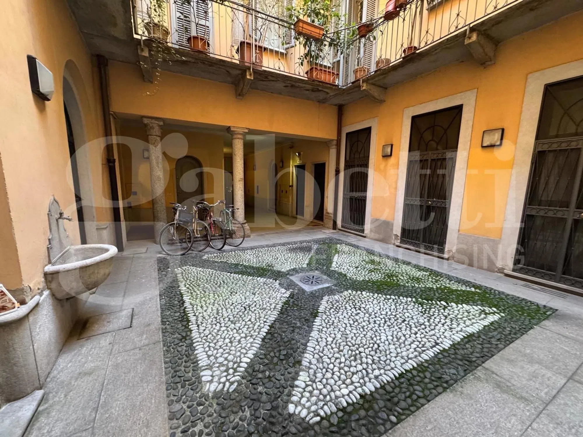 Bilocale in via Carlo Ottavio Cornaggia - Photo 2