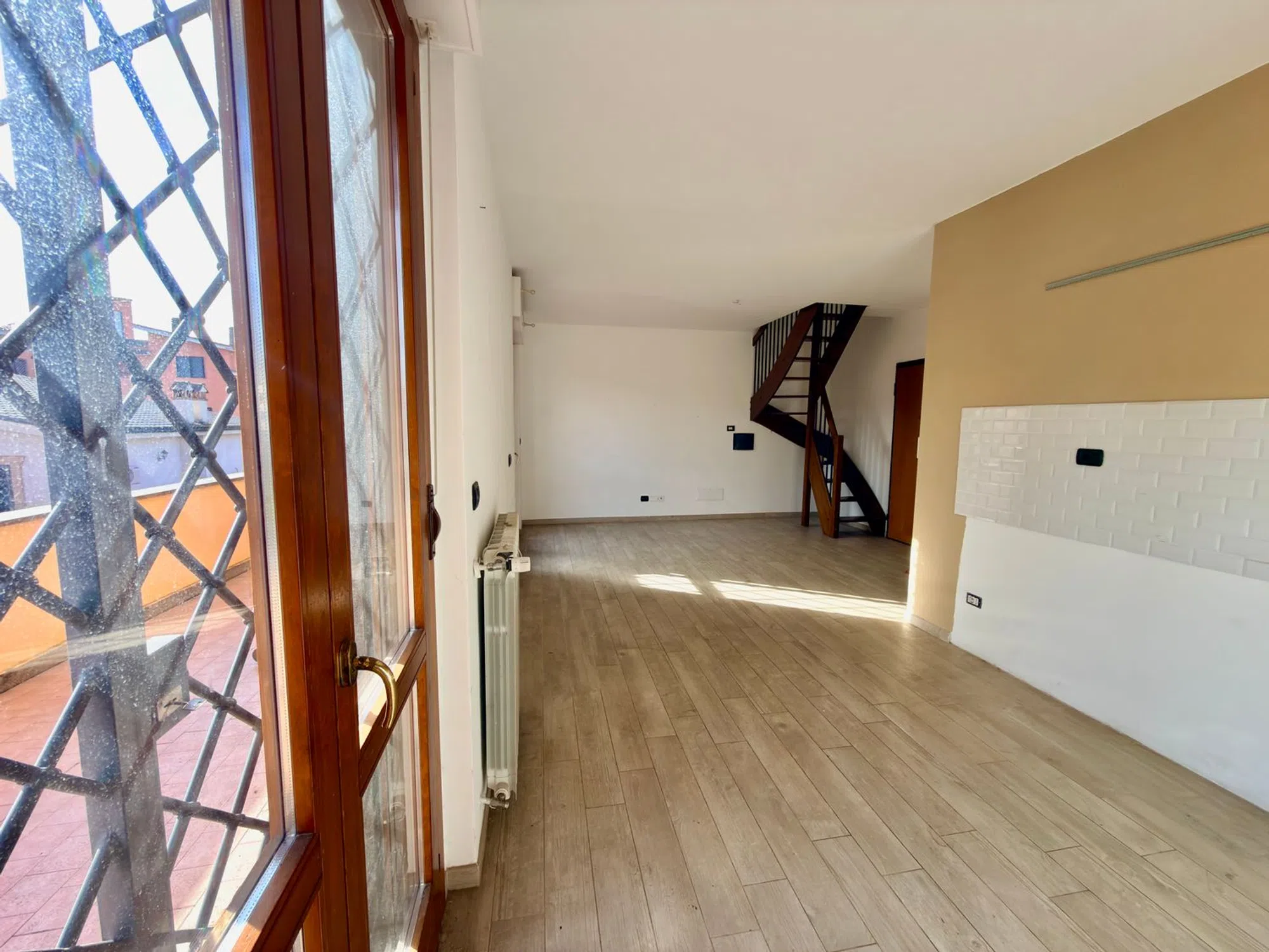 Appartamento su due piani in via Giambattista Gelli s.n.c. - Photo 6