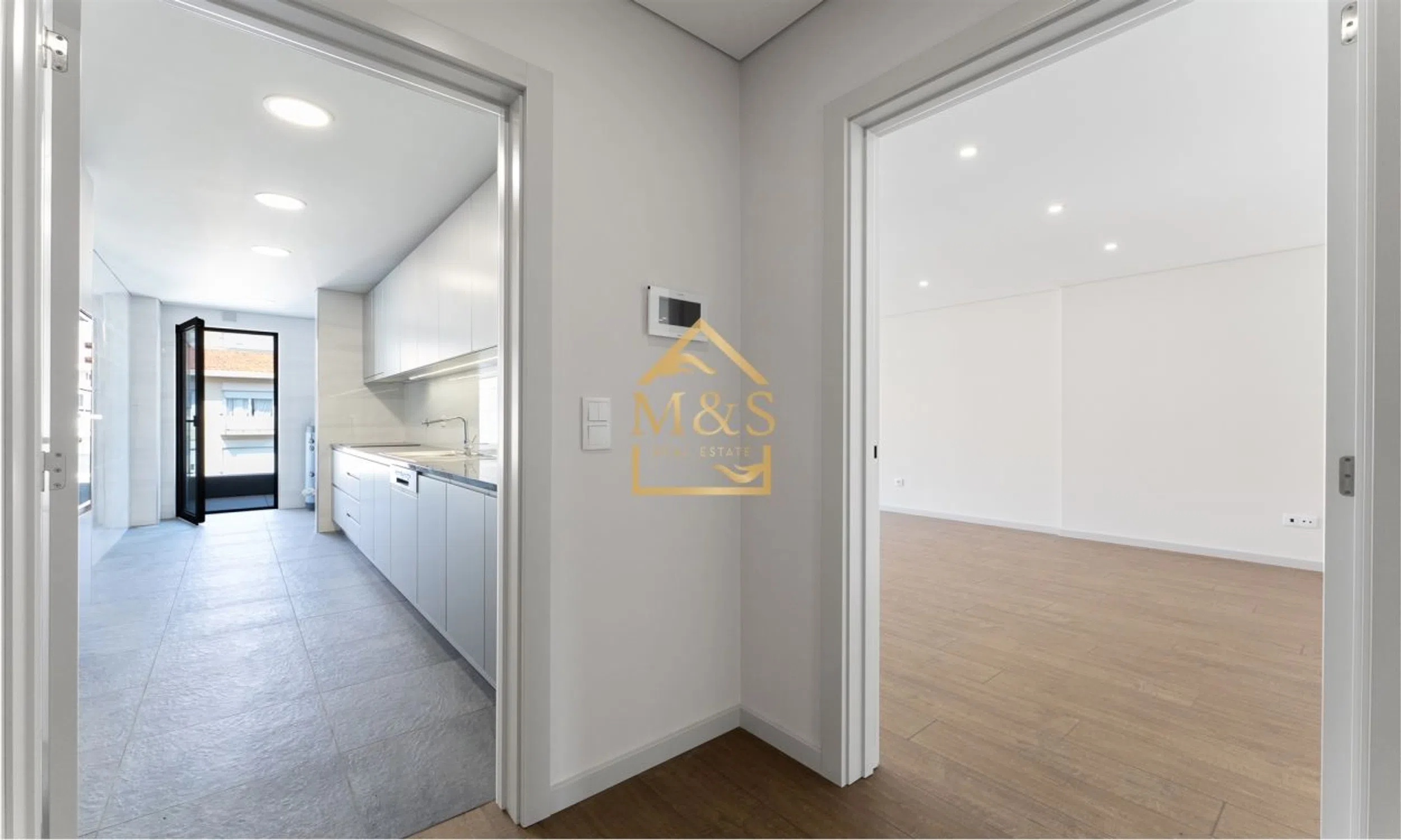 Apartamento na praça de Mouzinho de Albuquerque - Photo 15