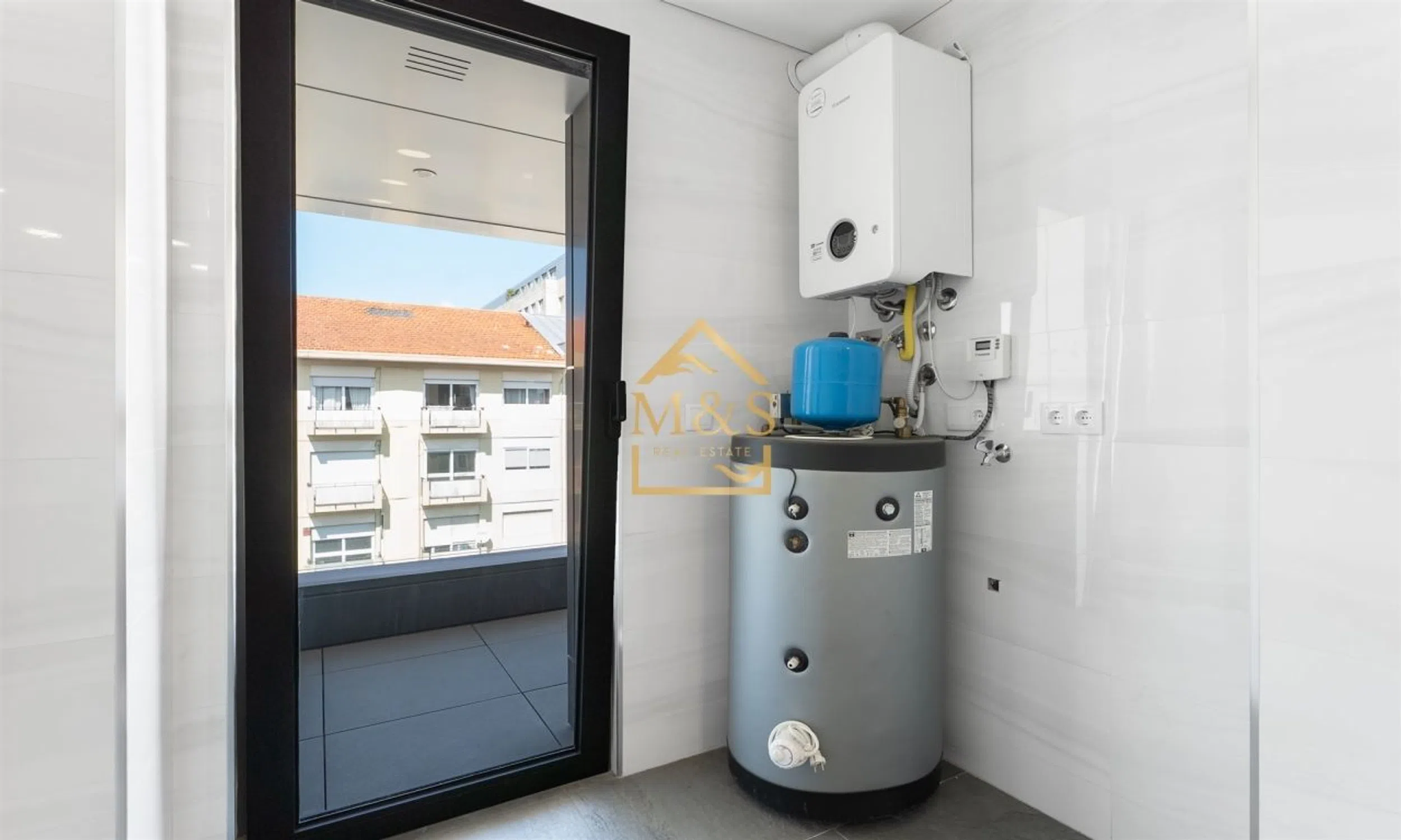 Apartamento na praça de Mouzinho de Albuquerque - Photo 19