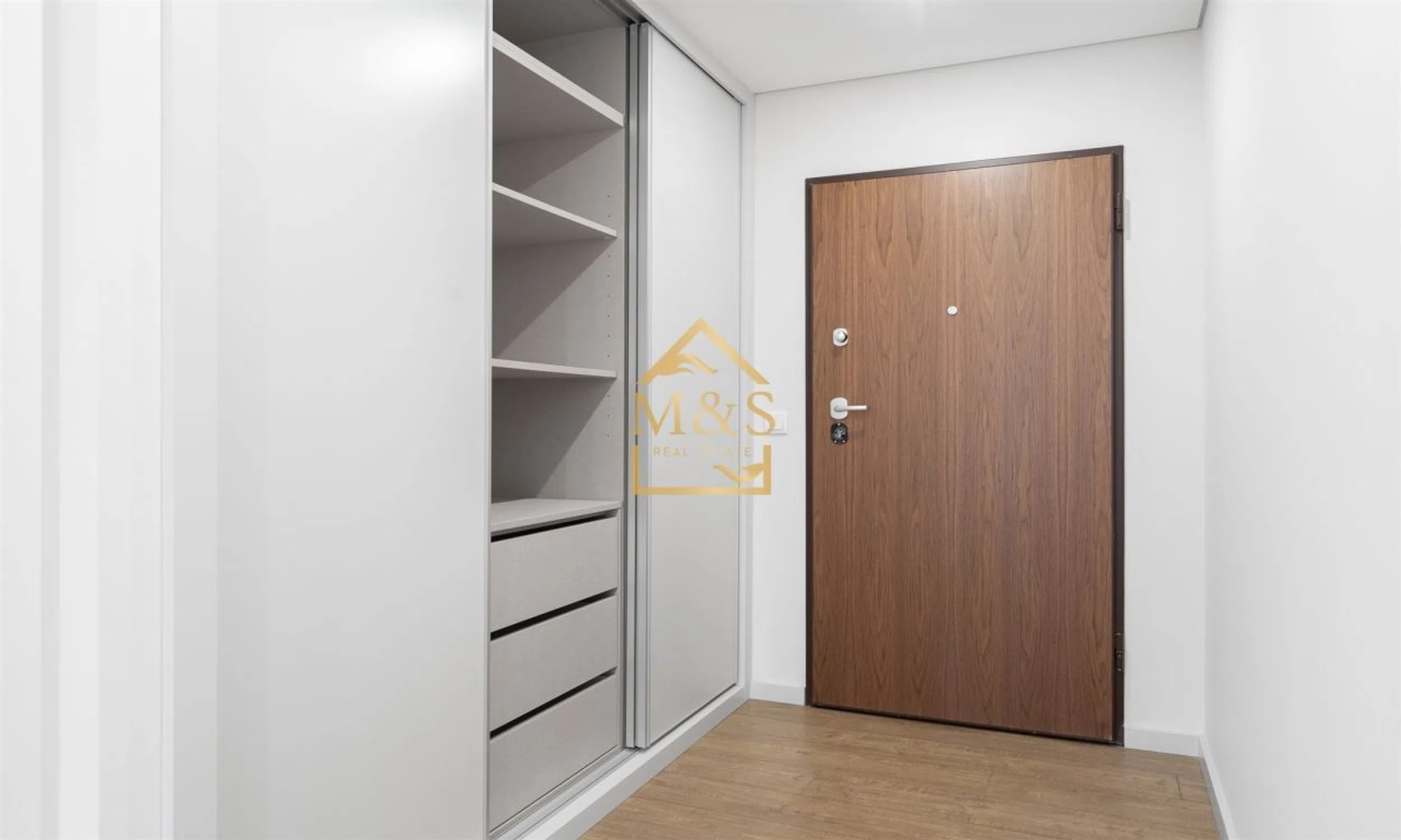Apartamento na praça de Mouzinho de Albuquerque - Photo 5