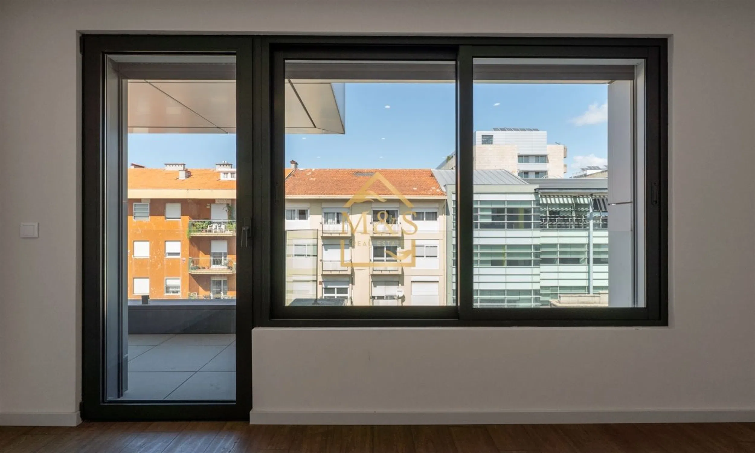 Apartamento na praça de Mouzinho de Albuquerque - Photo 10