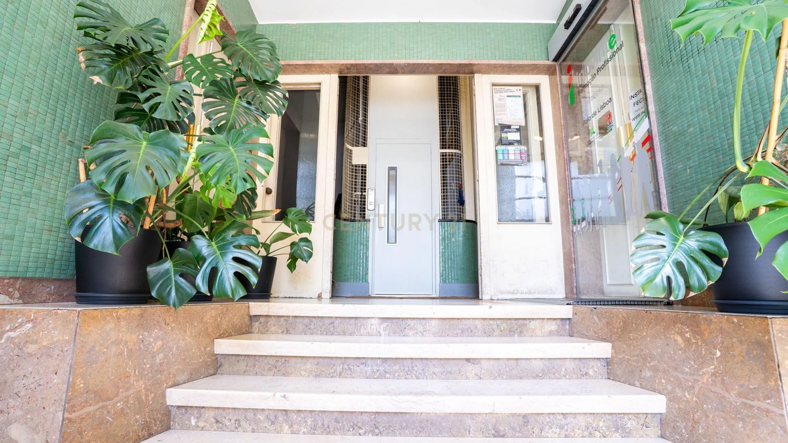 Apartamento na avenida Almirante Reis, 45 - Photo 2