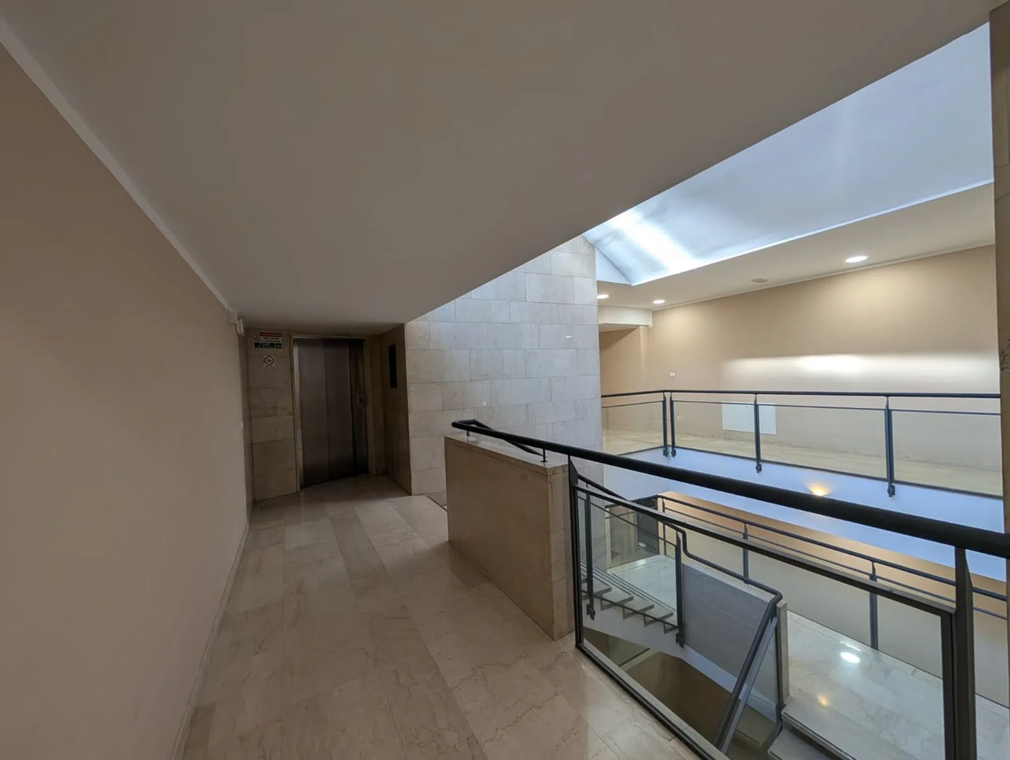 Appartamento su due piani in piazza della Indipendenza s.n.c. - Photo 19