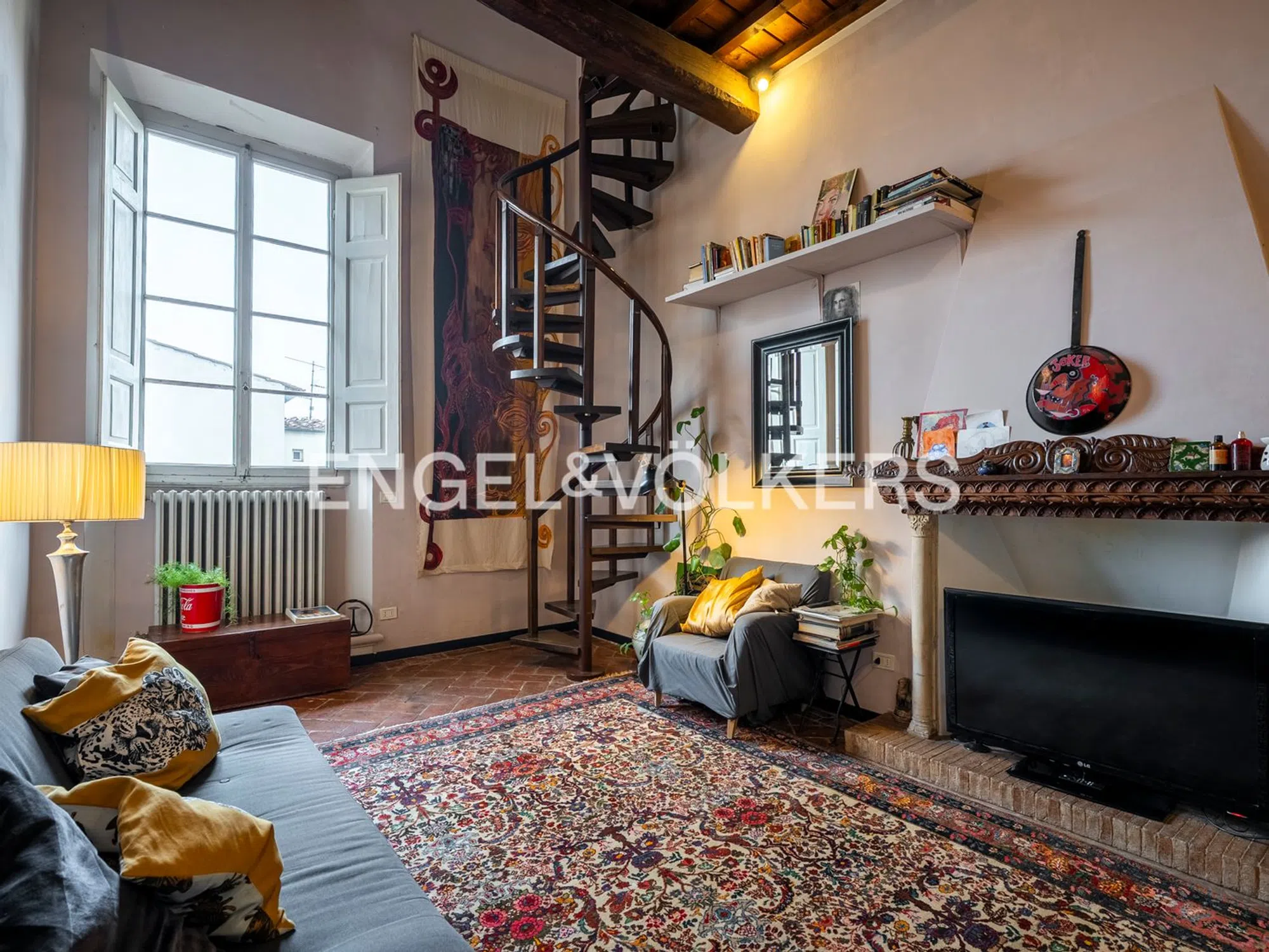 Appartamento su due piani in borgo Pinti s.n.c. - Photo 2