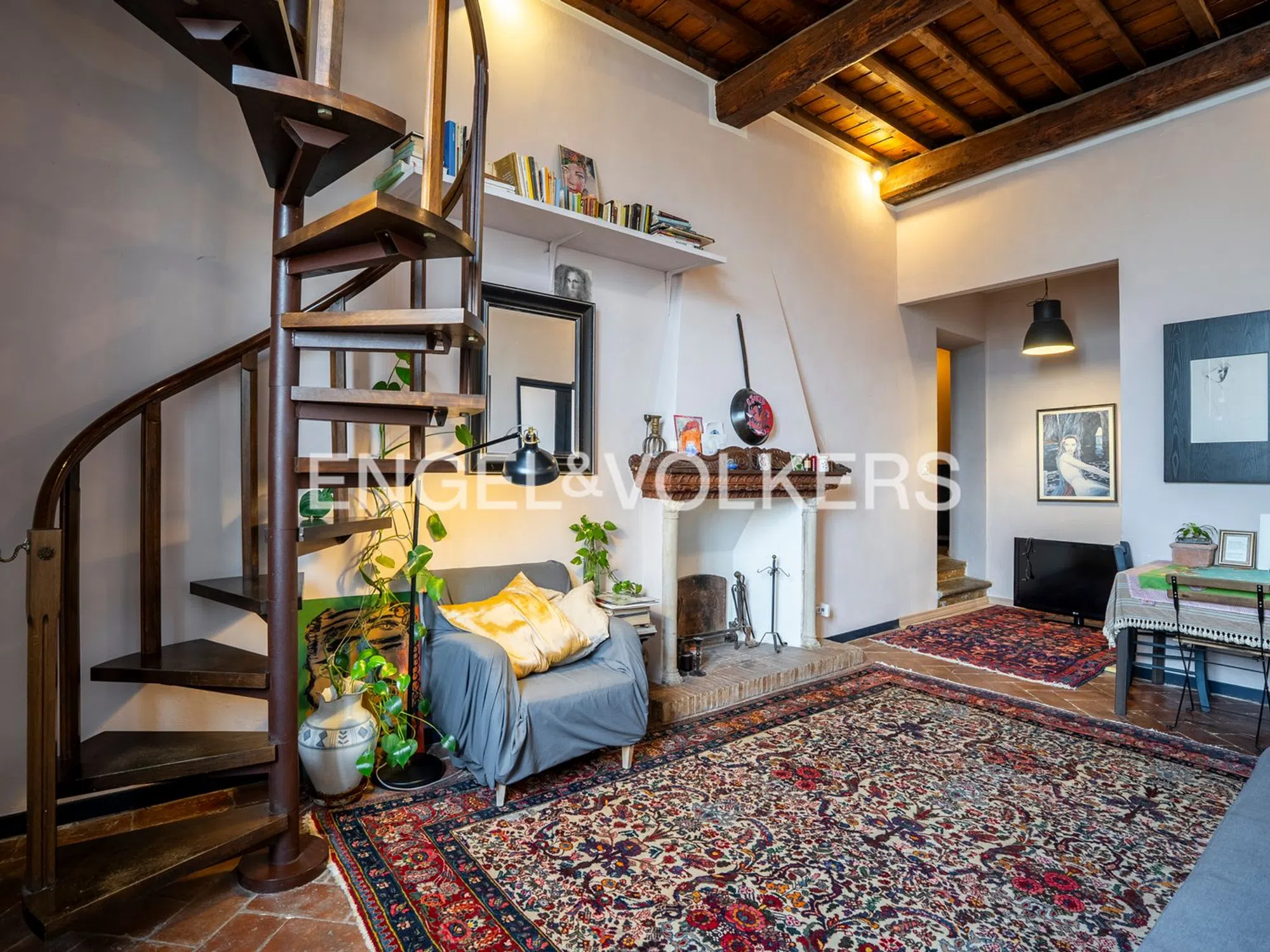 Appartamento su due piani in borgo Pinti s.n.c. - Photo 3
