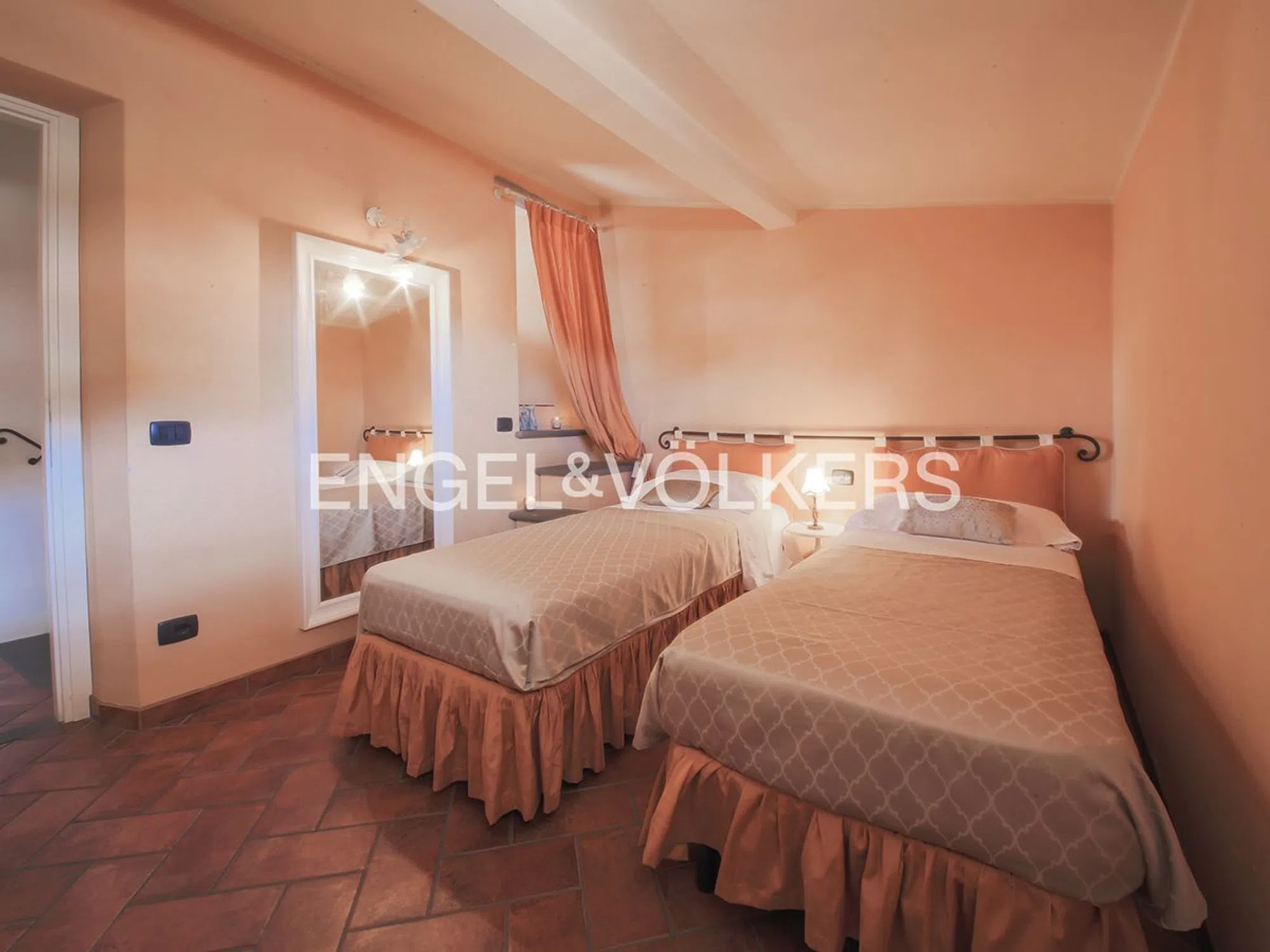 Appartamento su due piani in via dei Neri s.n.c. - Photo 20