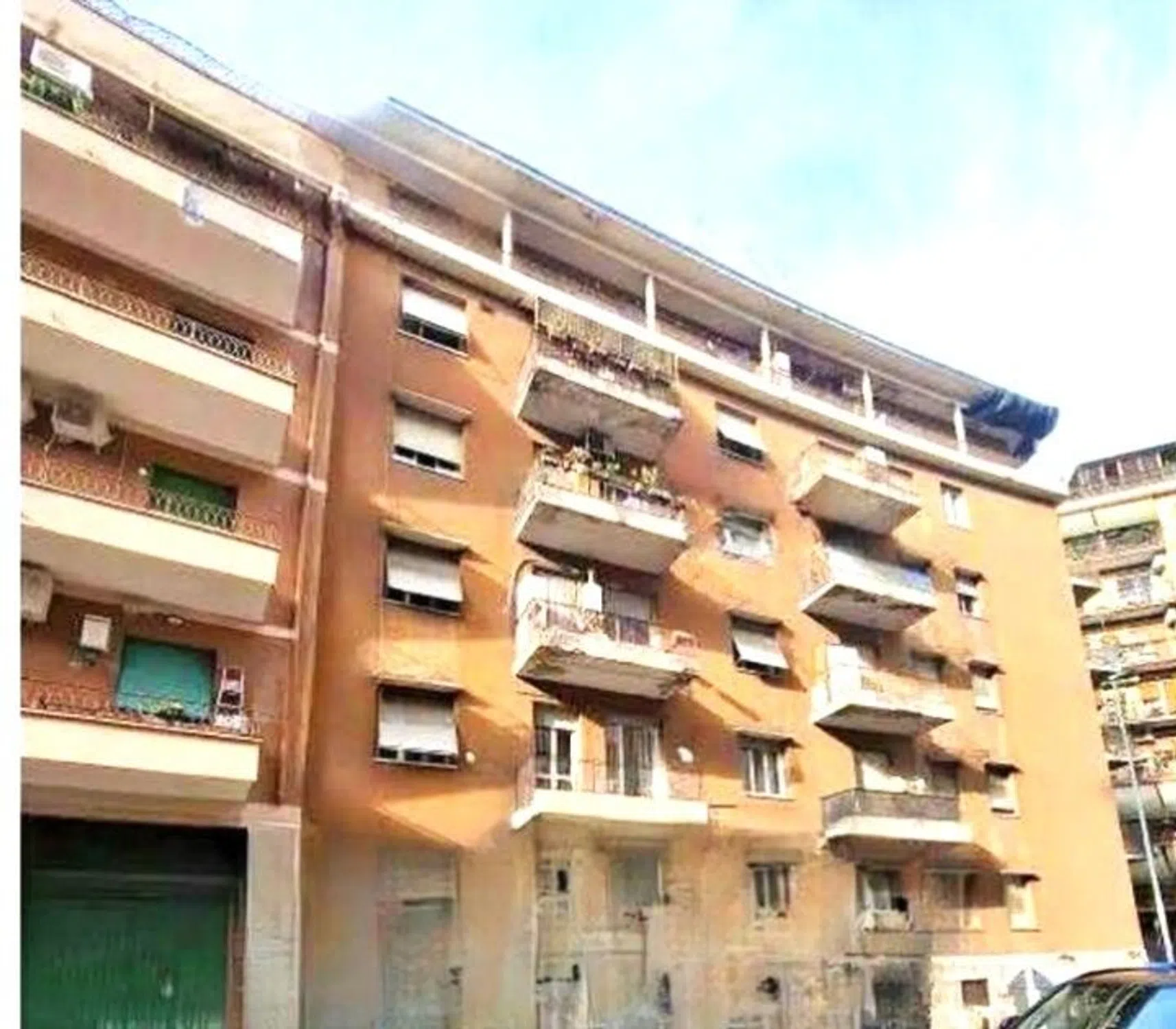 Quadrilocale in via Tancredi Cartella, 4