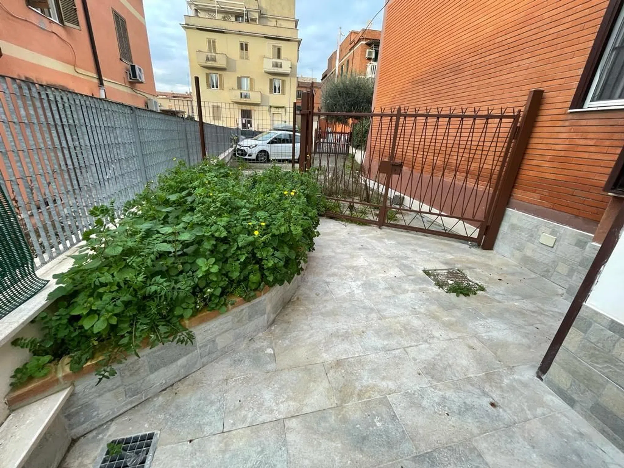 Appartamento su due piani in via Ciamician s.n.c. - Photo 2