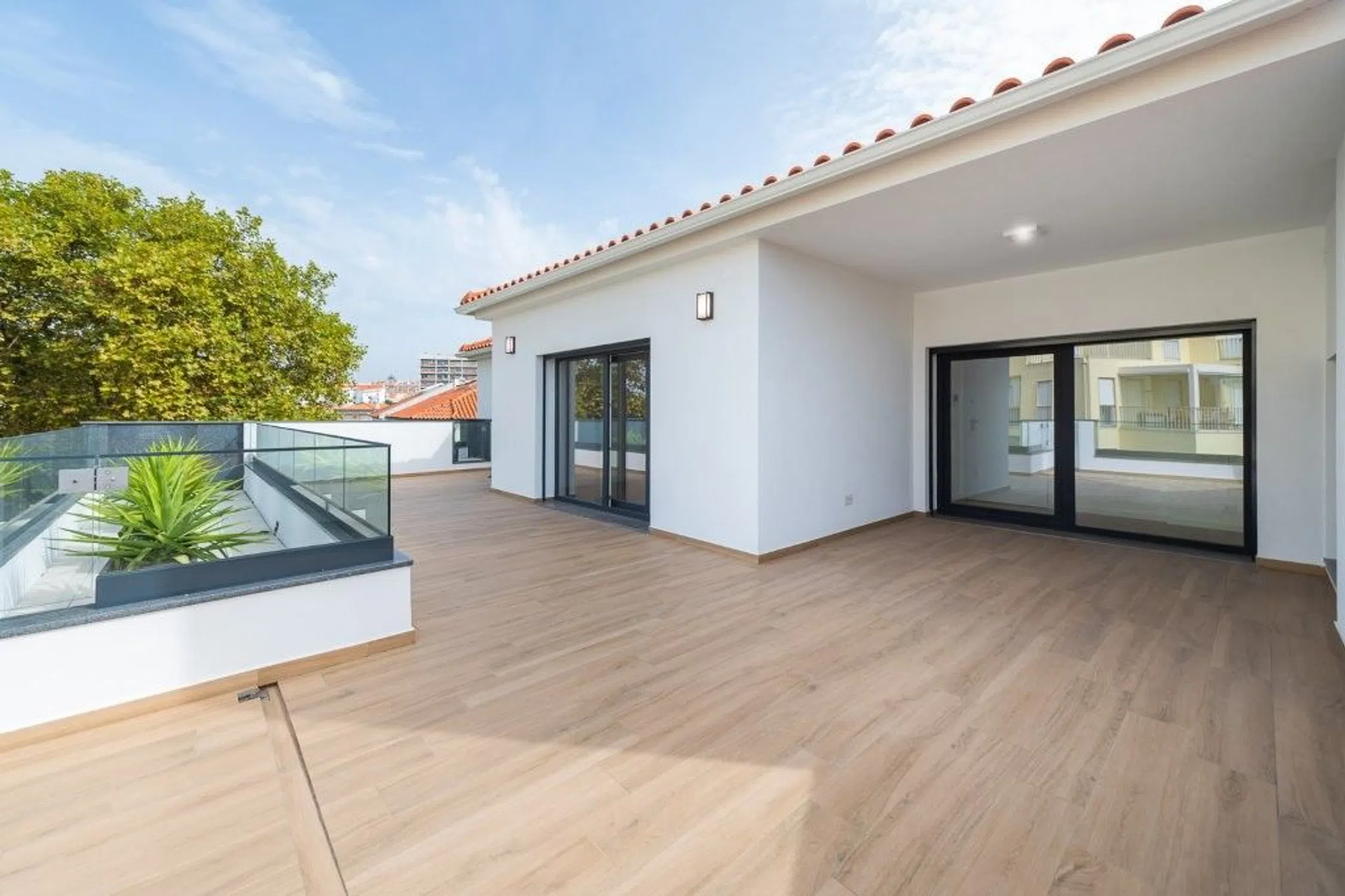 Penthouse na rua Sampaio Bruno, 102