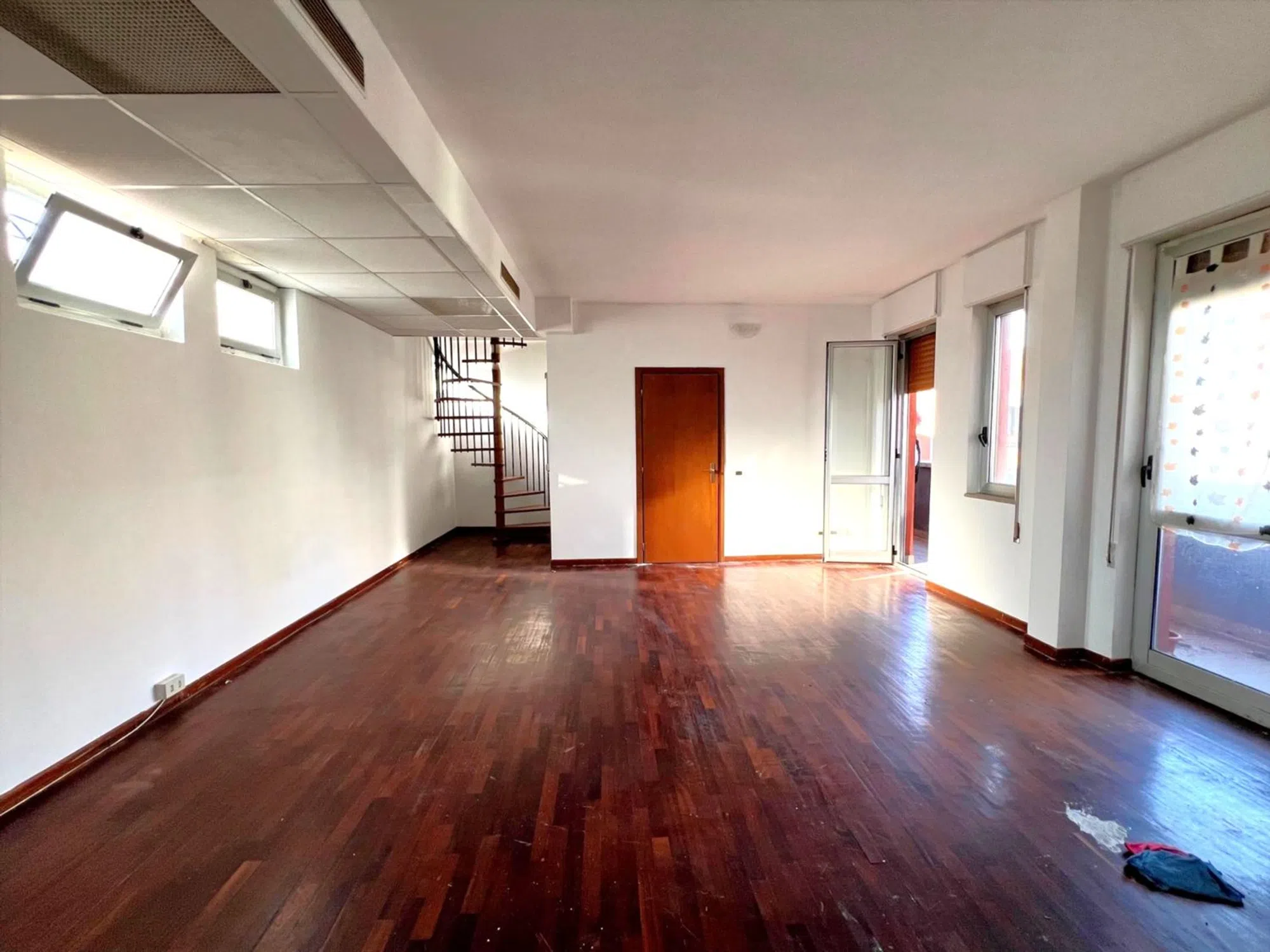 Appartamento su due piani in via Attilio Momigliano, 2 - Photo 4