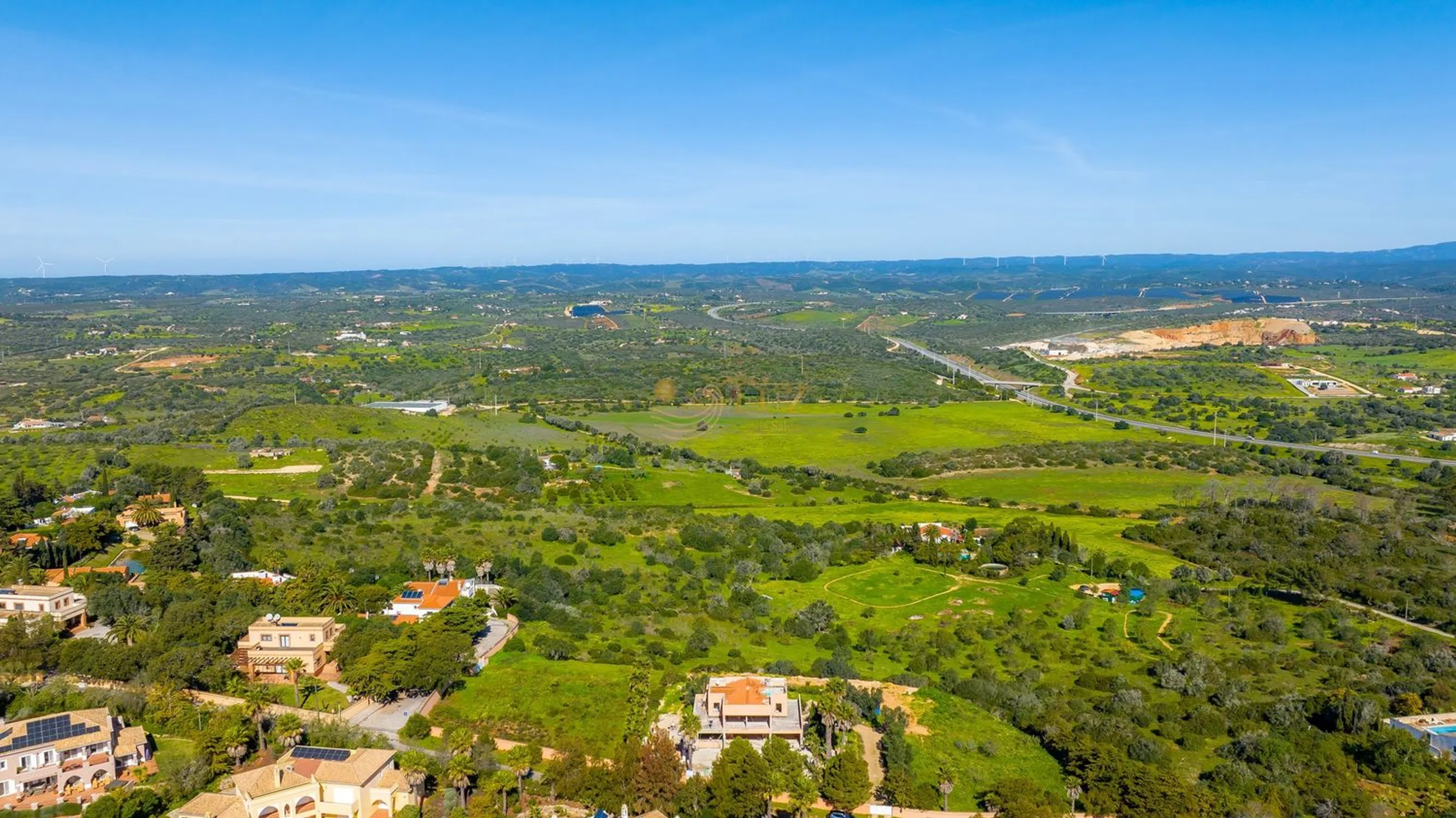 Moradia - Photo 17