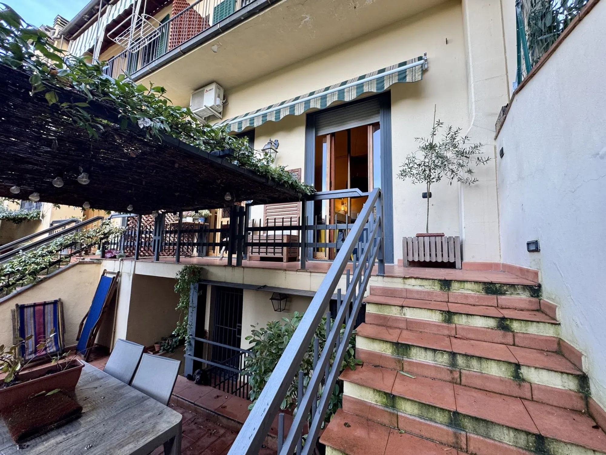 Appartamento su due piani in via Giuseppe Galliano s.n.c. - Photo 11
