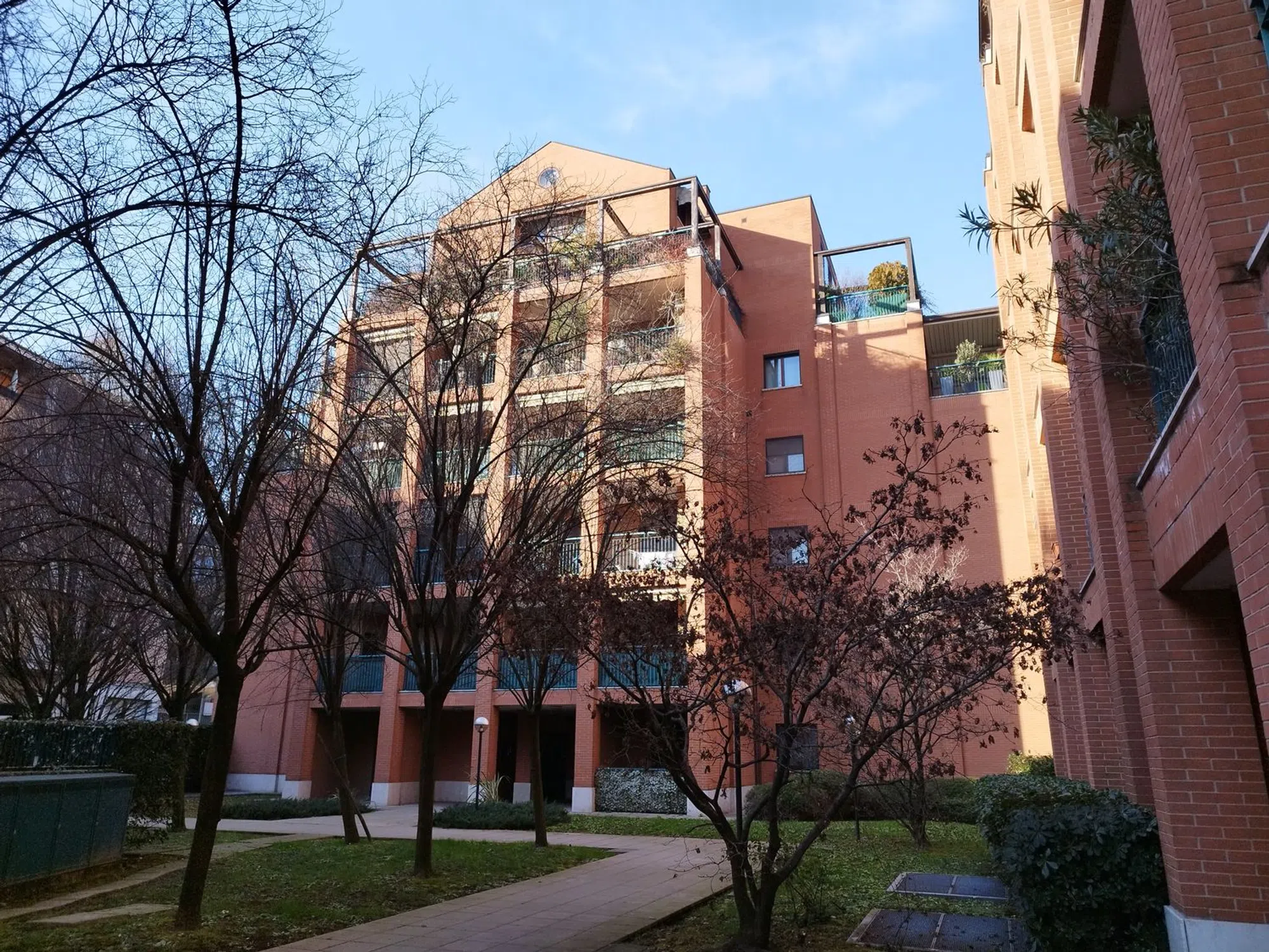 Bilocale in via Sapri, 9
