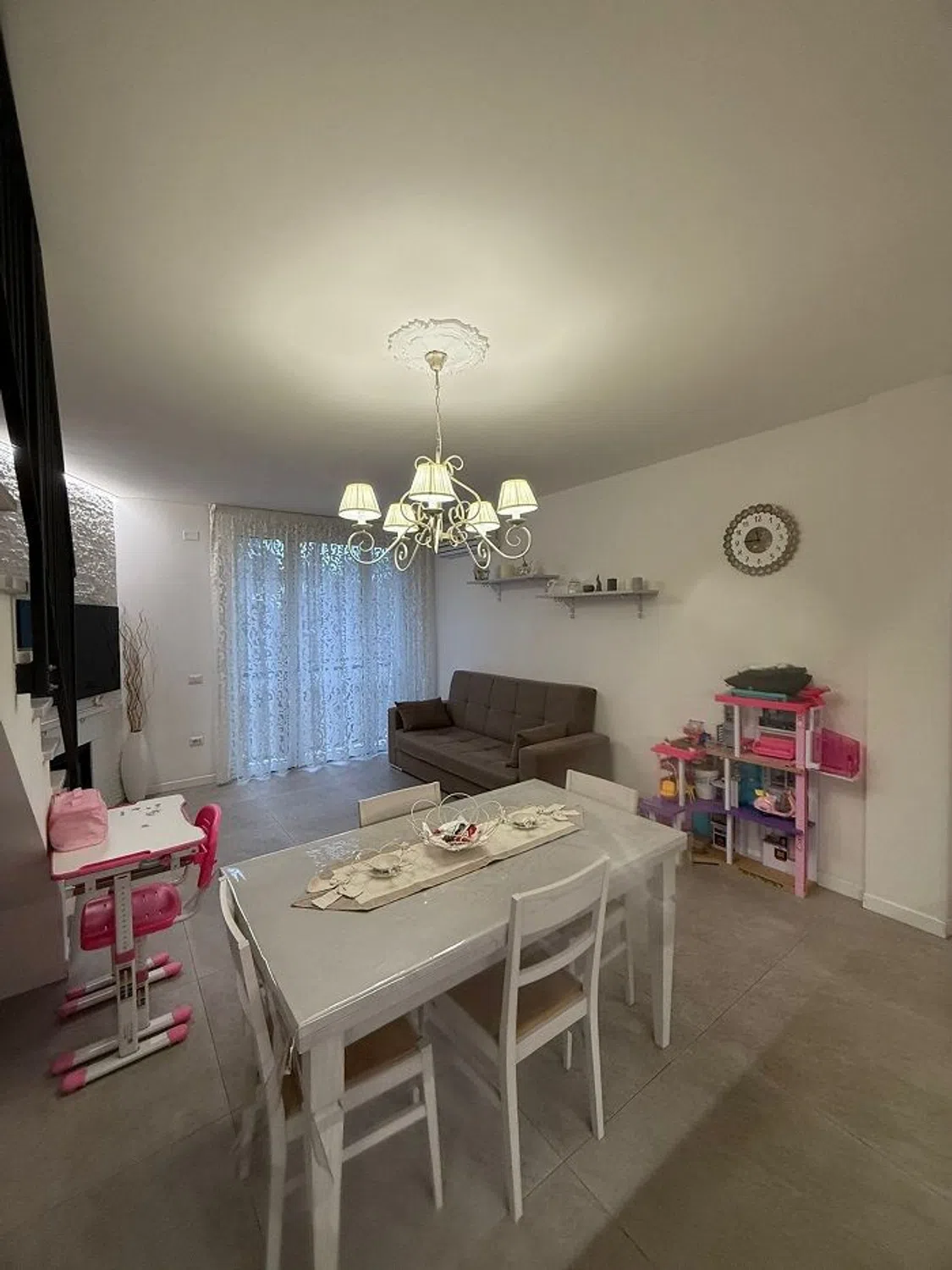 Appartamento su due piani in viale Belfiore s.n.c. - Photo 2