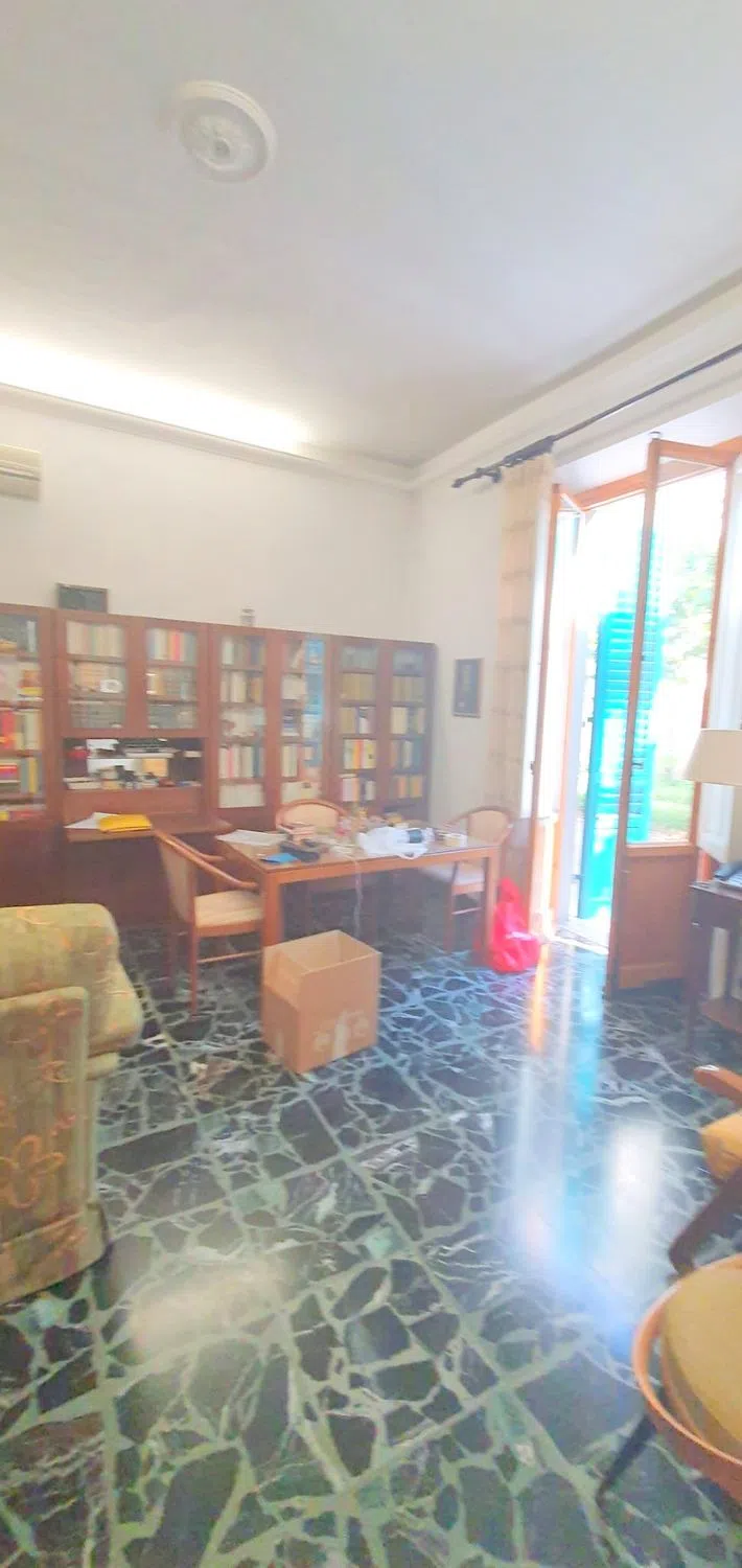 Villa in piazza della Indipendenza - Photo 2
