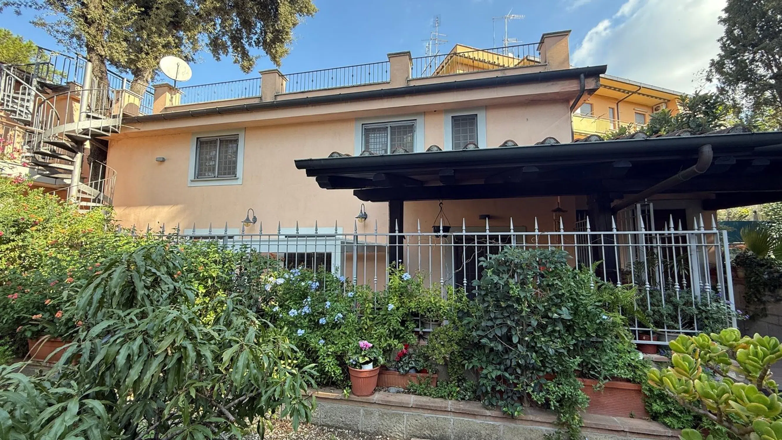 Casa indipendente in via Appia Pignatelli, 265 - Photo 2