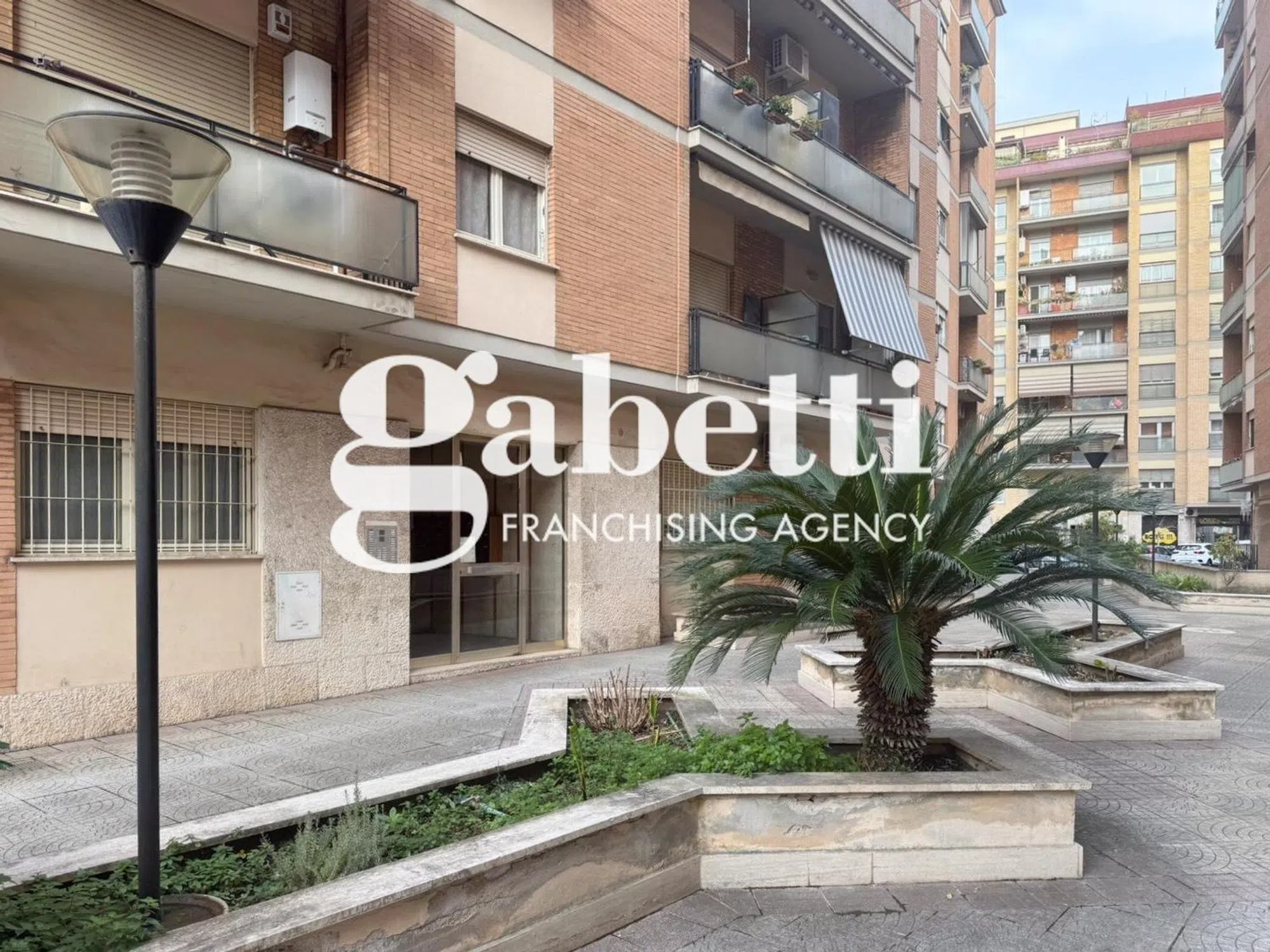 Trilocale in via Cipriano Facchinetti, 64 - Photo 2