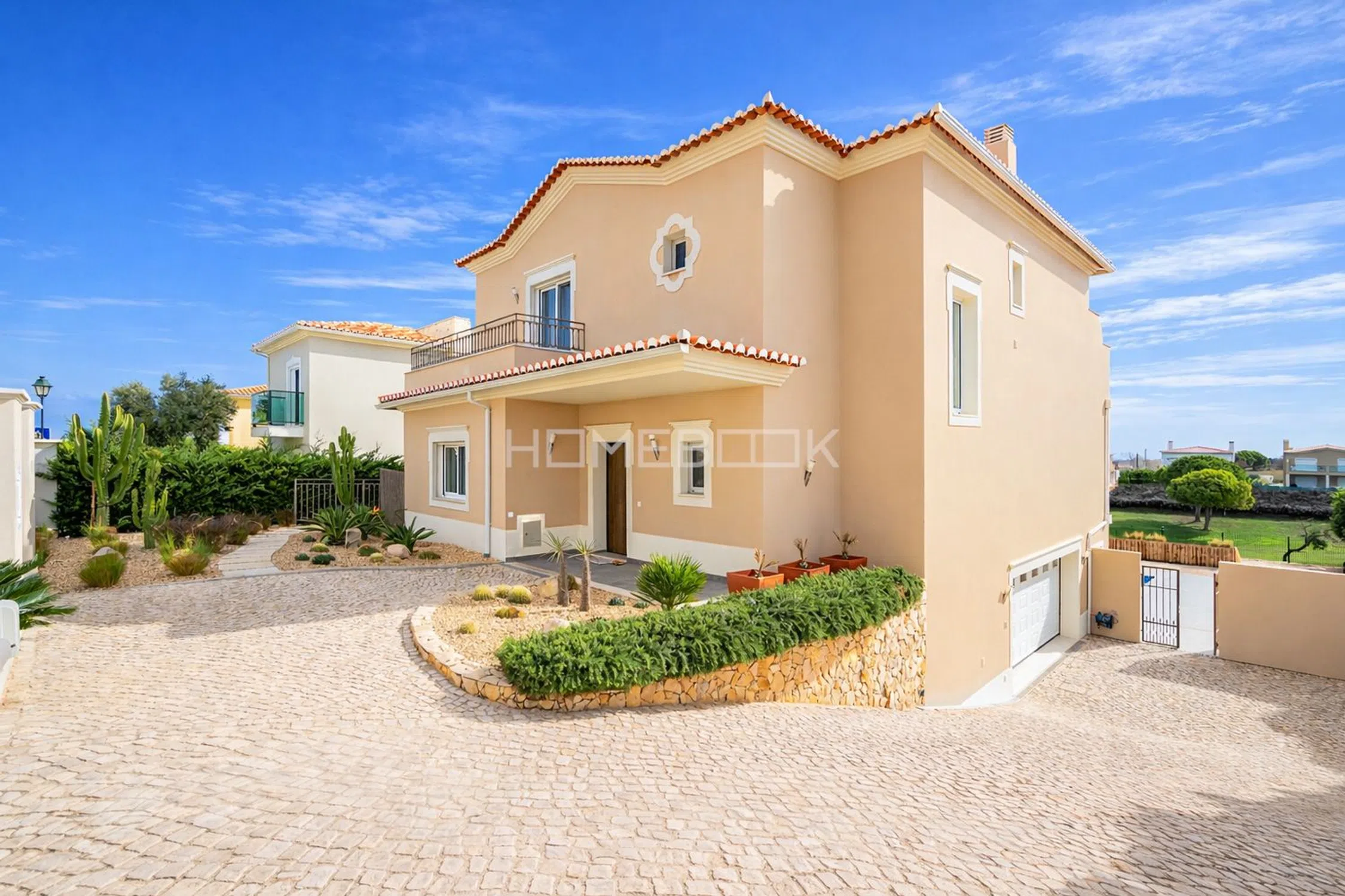 Moradia - Photo 2