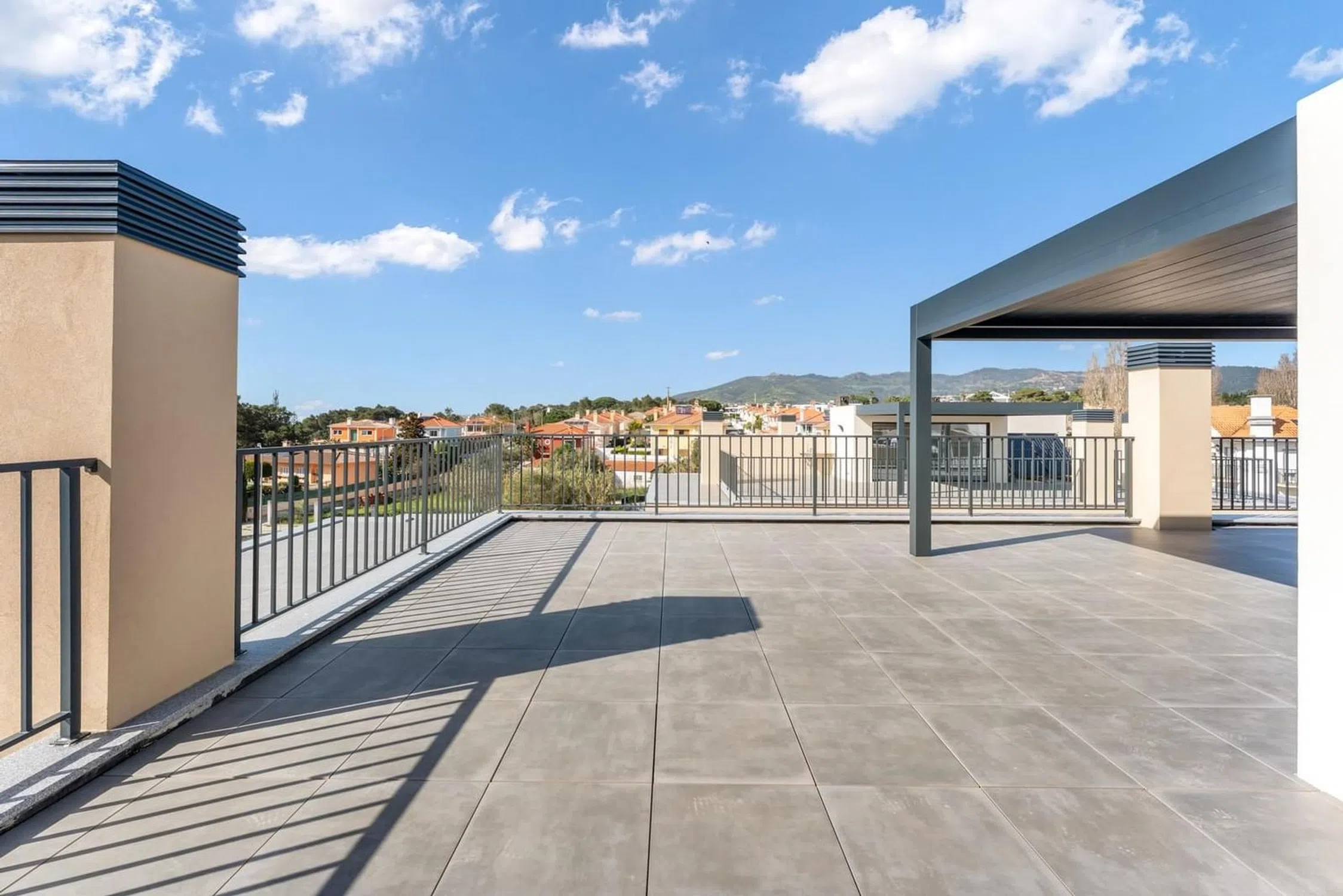 Moradia - Photo 1