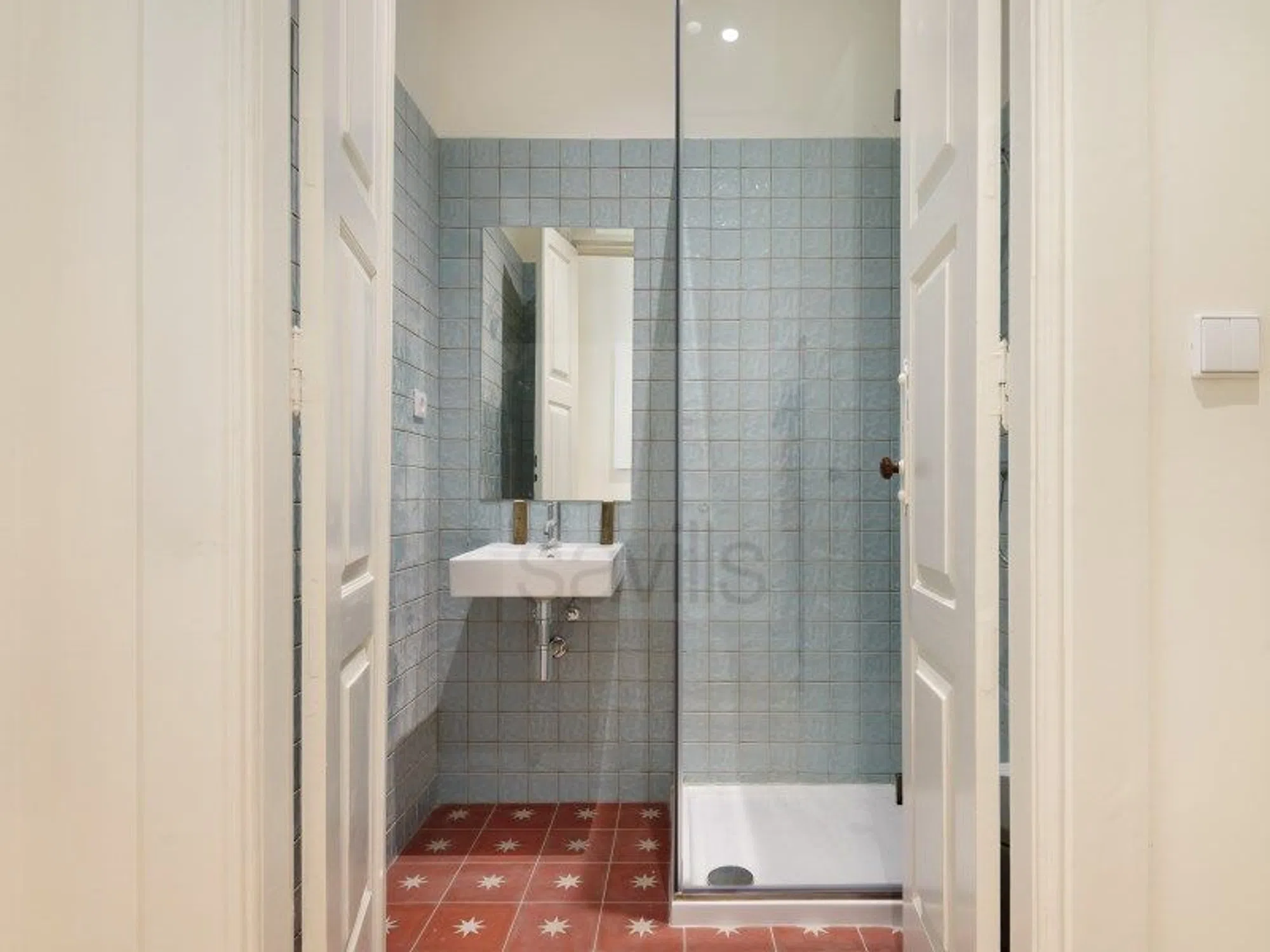 T0 - Photo 2