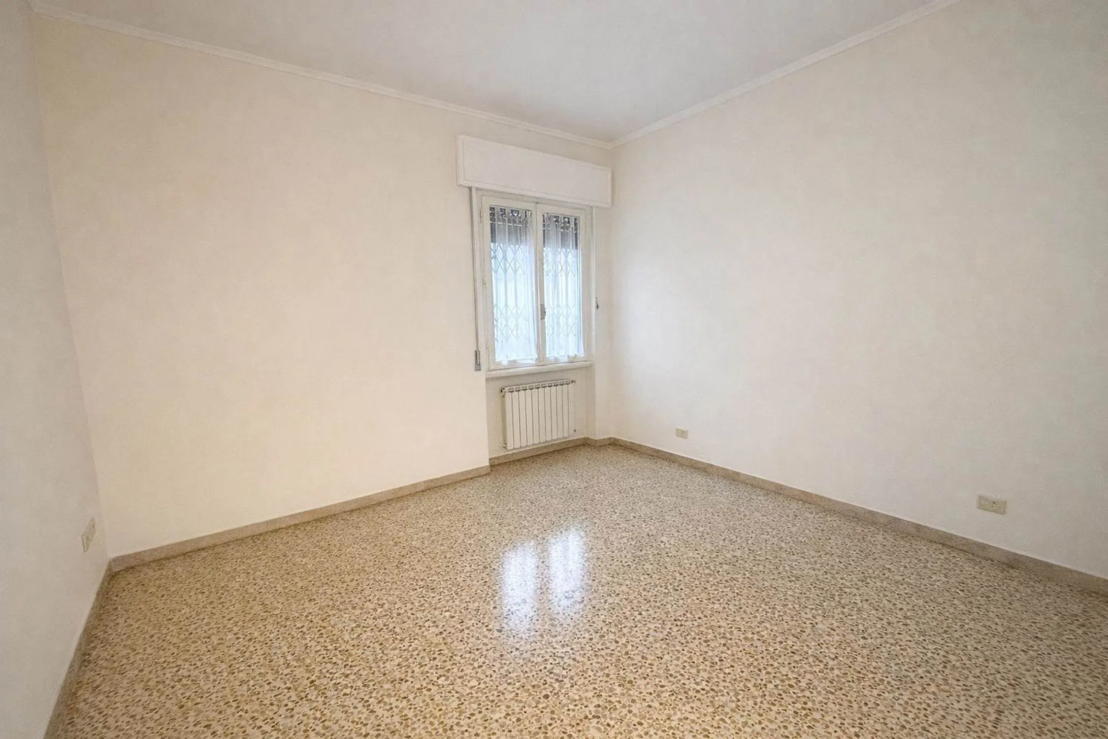 Quadrilocale in Quartiere Campo di Marte - Stadio - Photo 8