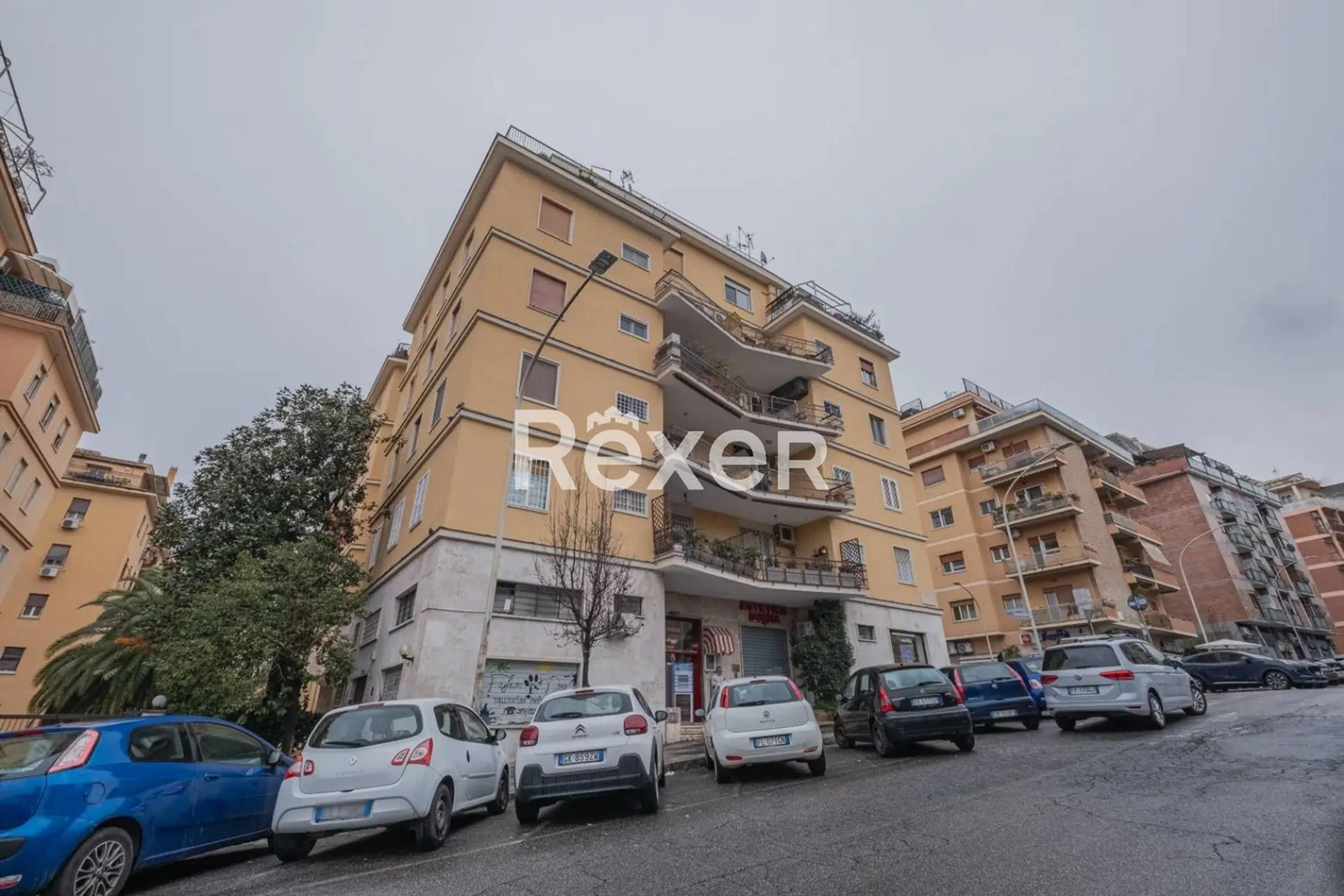 Trilocale in via Aristide Leonori, 81 - Photo 1