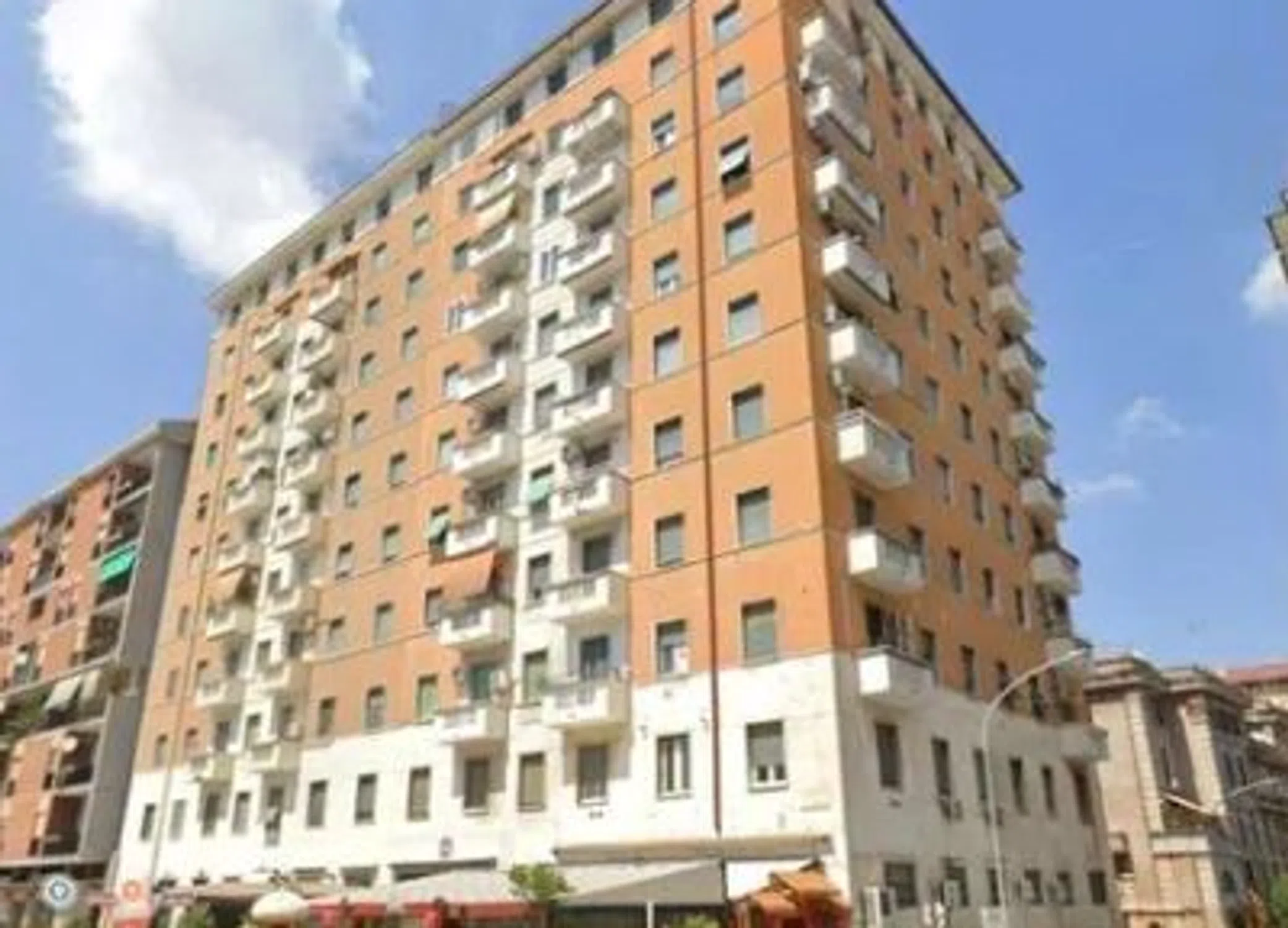 Appartamento in piazza dell'Alberone, 10