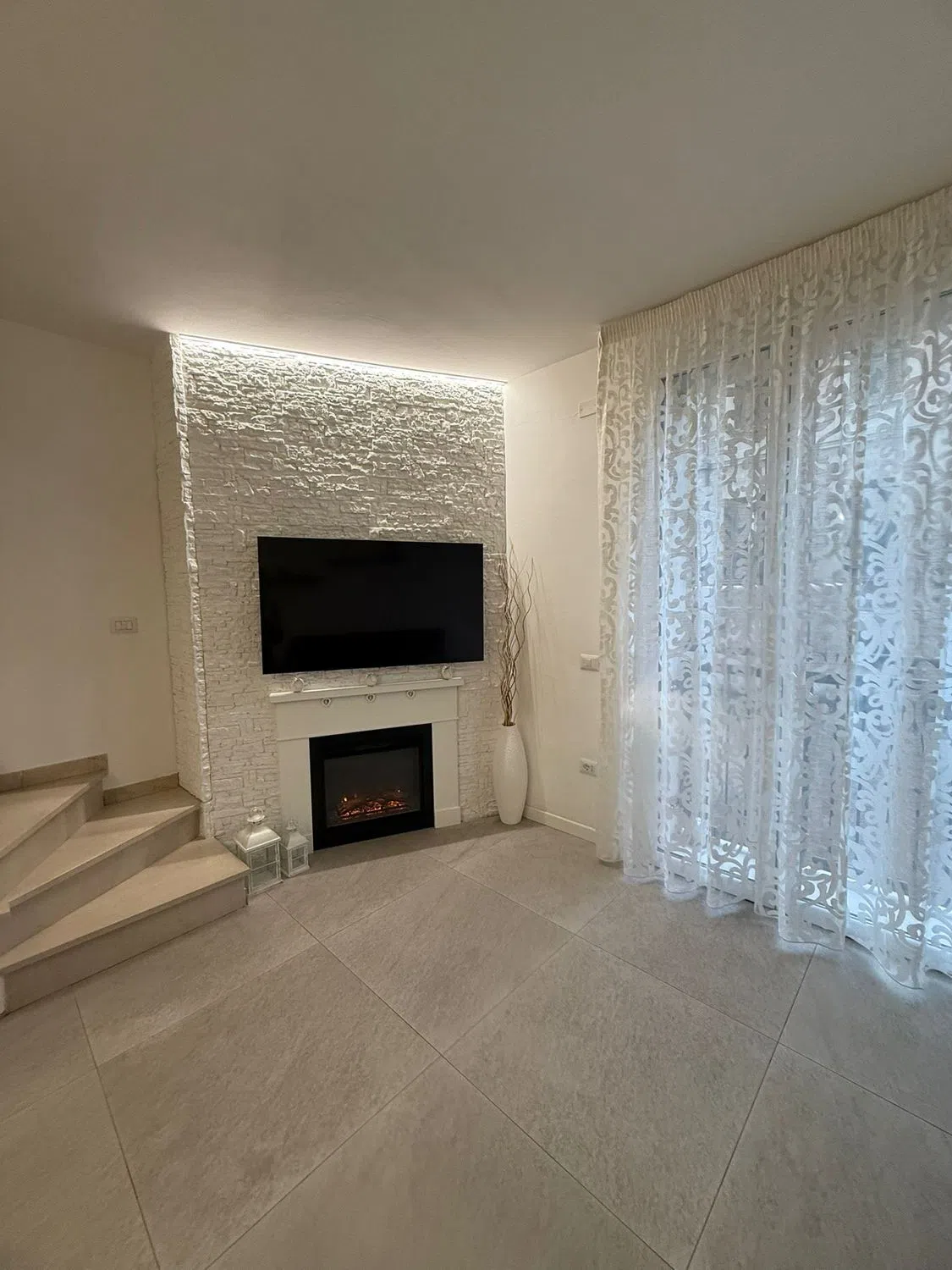 Appartamento su due piani in viale Belfiore s.n.c. - Photo 2
